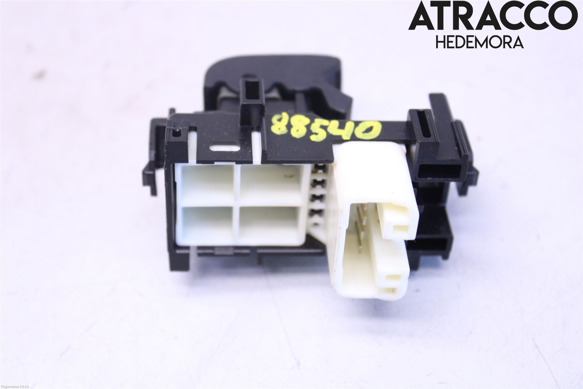 Toyota YARIS XP130 12-14 Bryter Vindusheis
