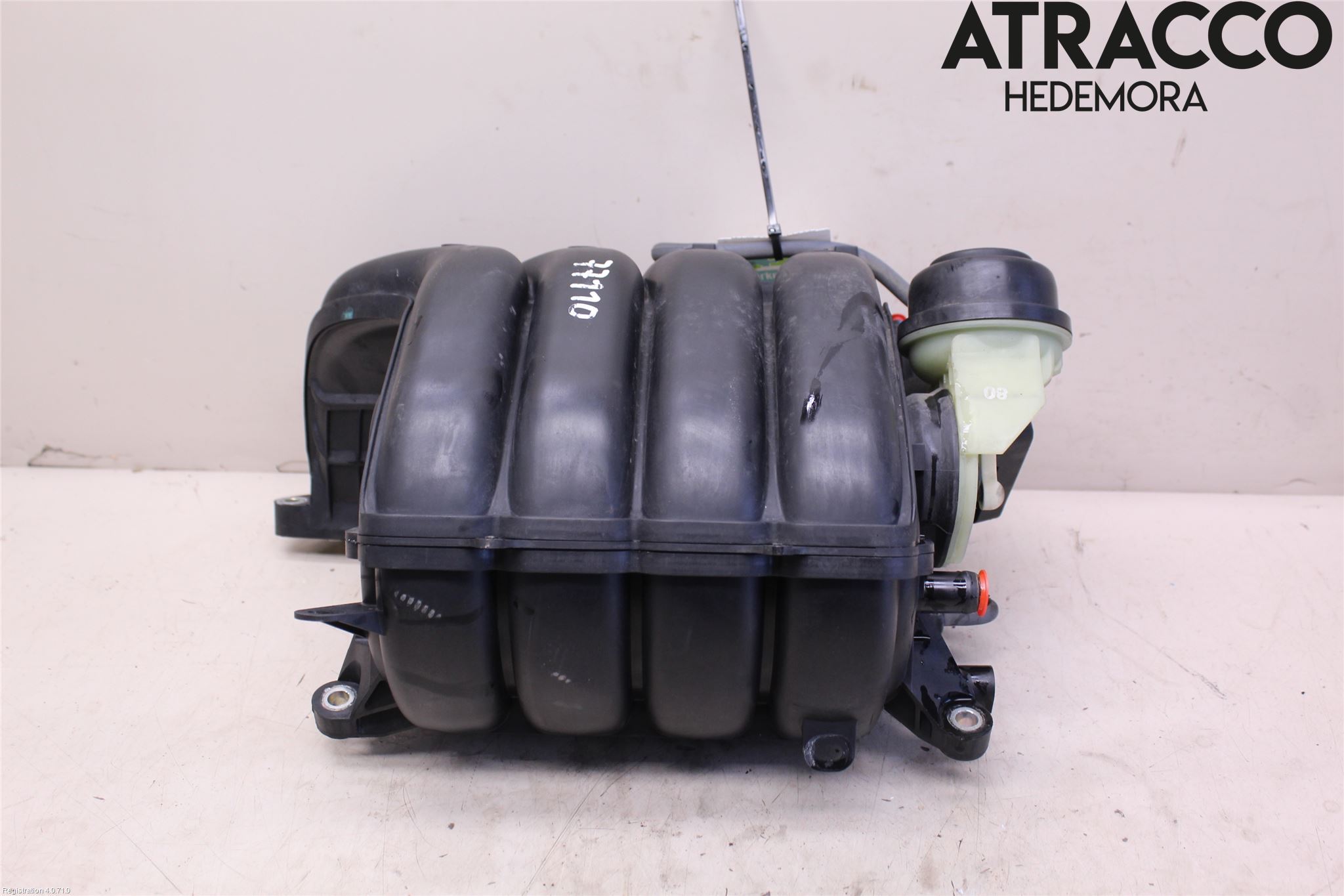 Toyota AVENSIS 16-18 Innsugningsmanifold
