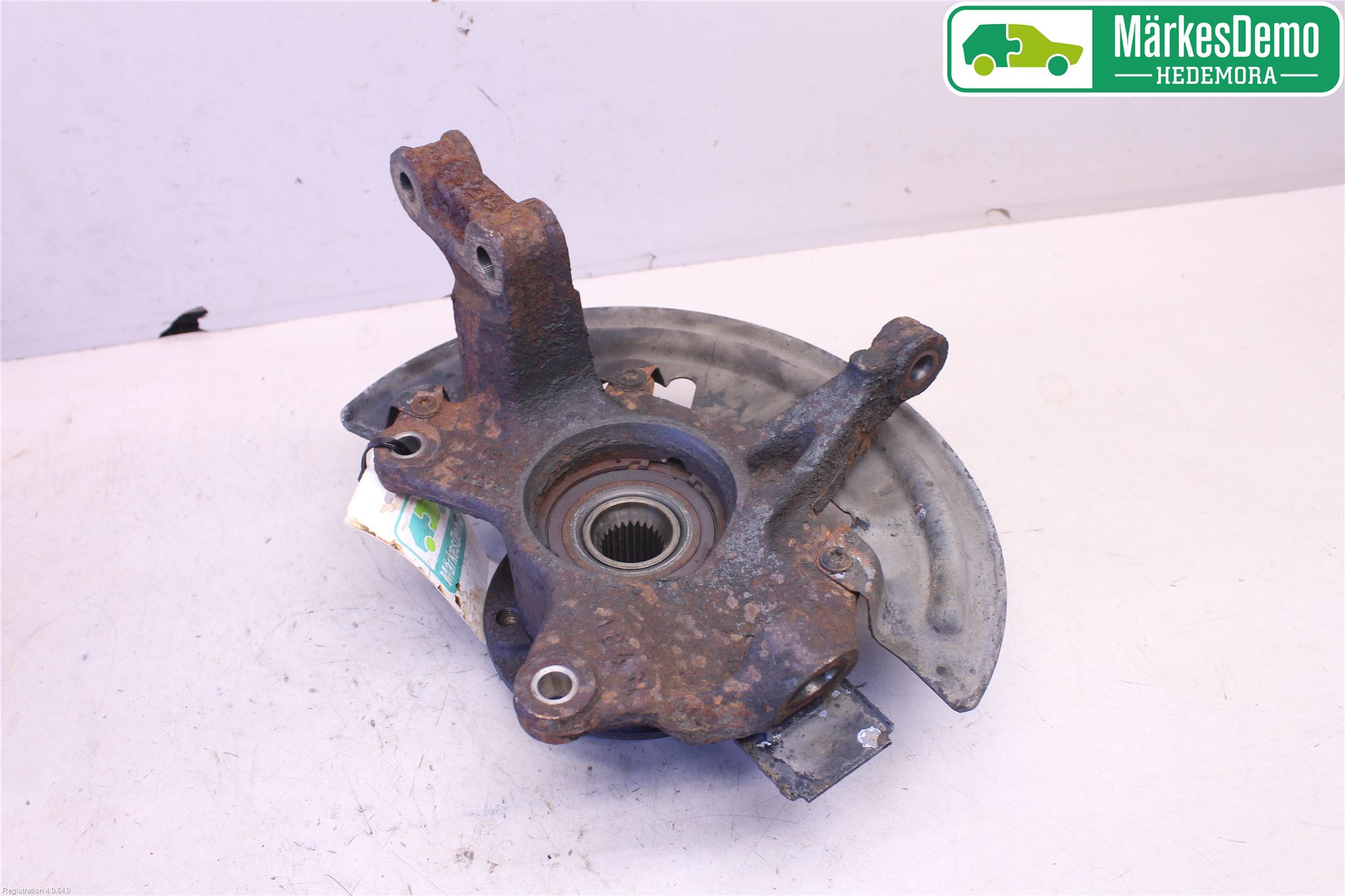 Renault MEGANE III 09-15 Spindel Hf