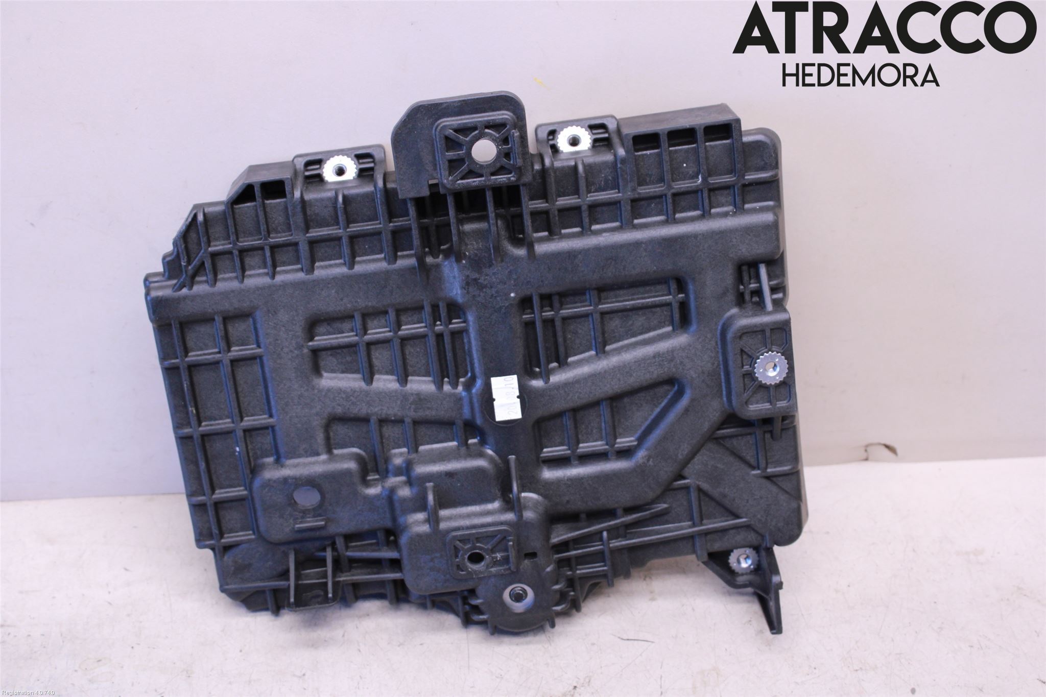 Hyundai i30 PD 17- Batterikasse - Feste - Holder