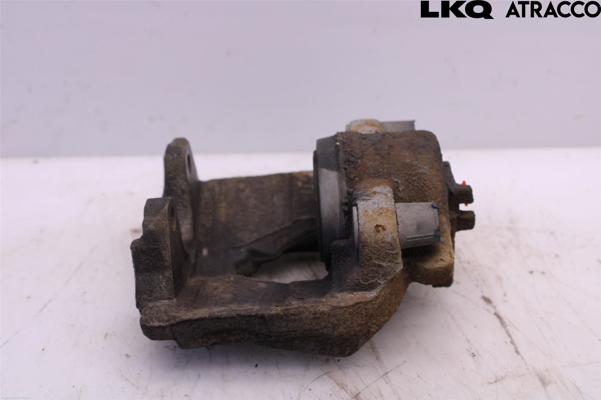 Jaguar XE (X760) 15-24 Bremsecaliper Foran Høyre