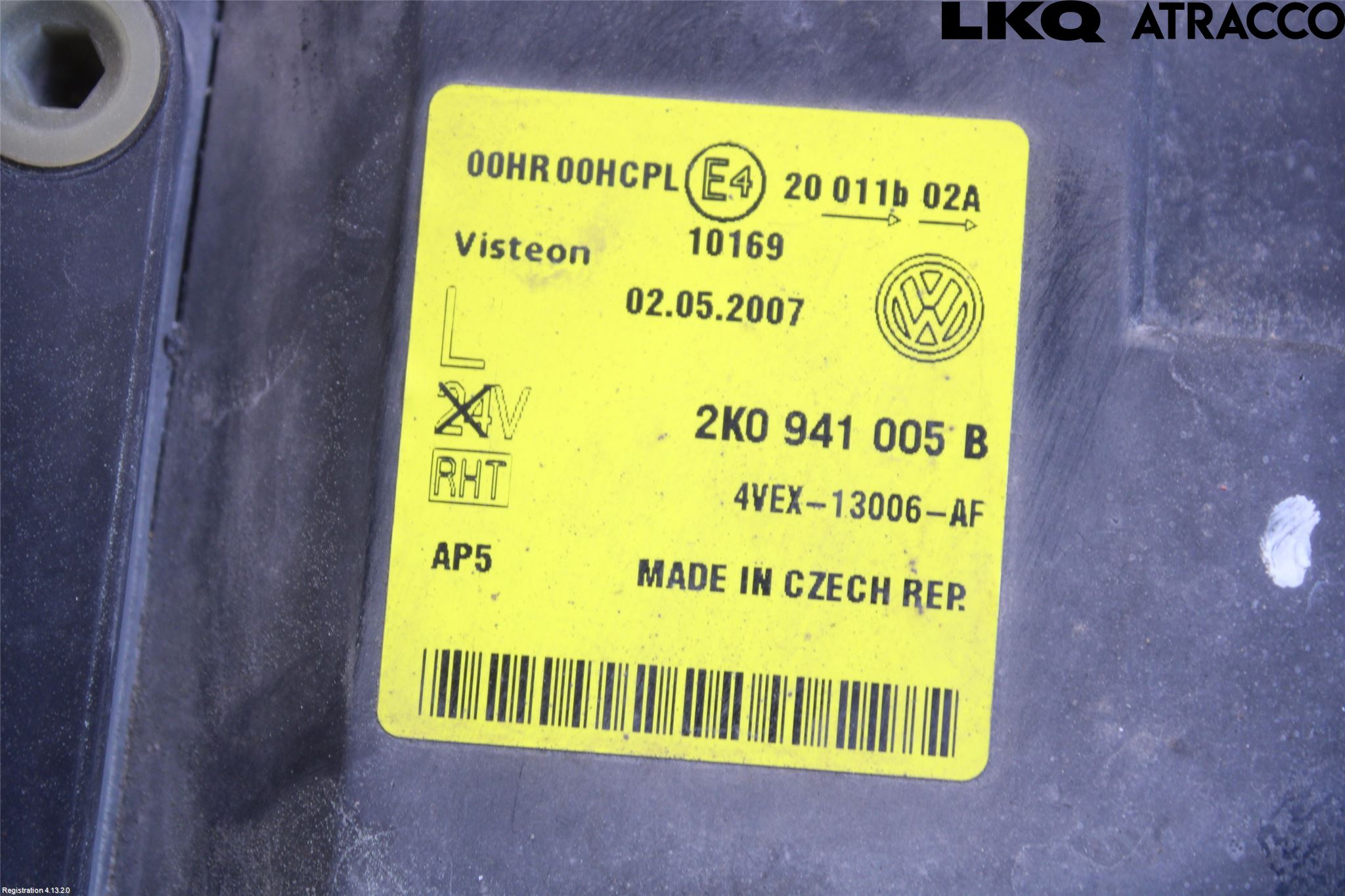 Volkswagen VW CADDY      04-10 Frontlykt Venstre