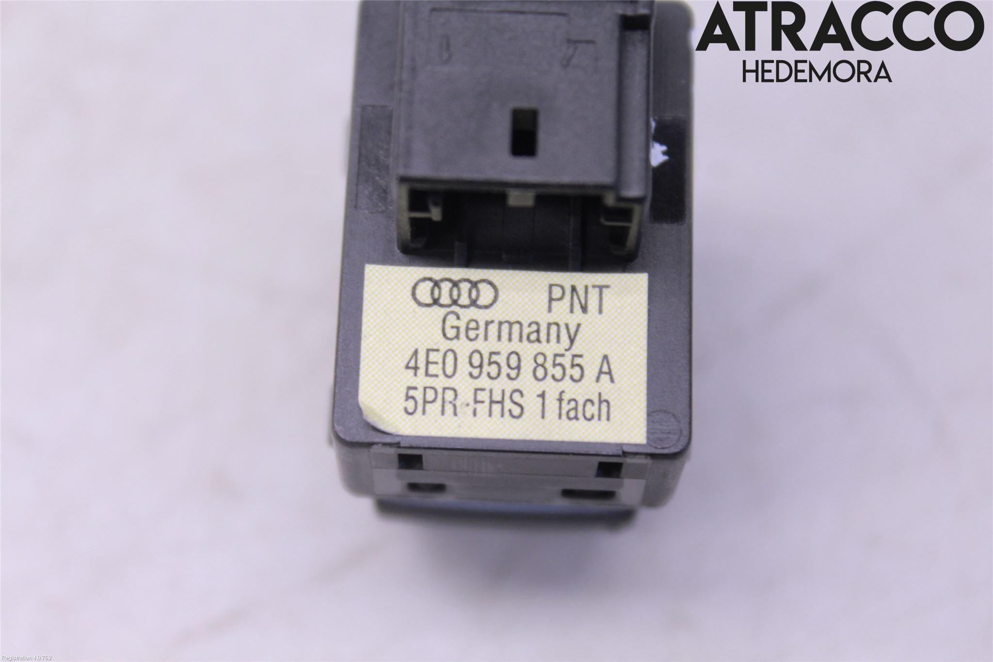 Audi A8/S8 4E  02-09 Bryter Vindusheis