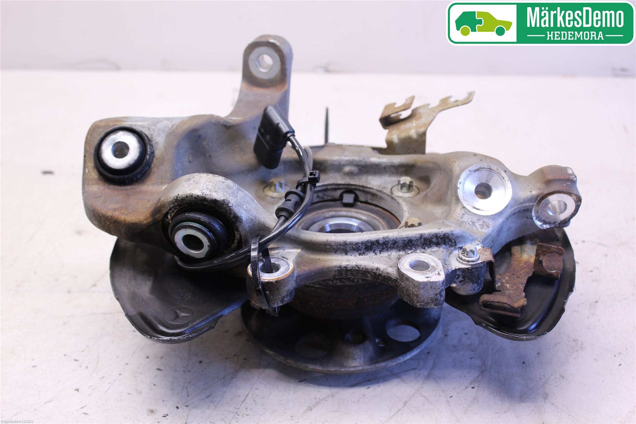 Mercedes-Benz MB C-KLASS (W205) 14-21 Spindel Hb