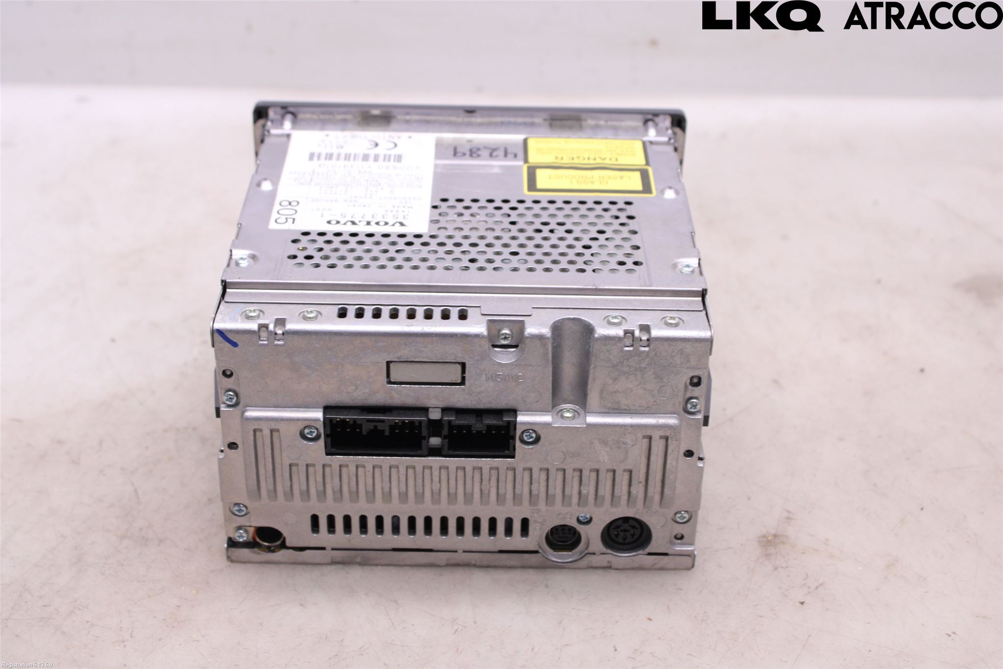 Volvo S70/V70/XC  97-00 Stereo Radio Med Cd