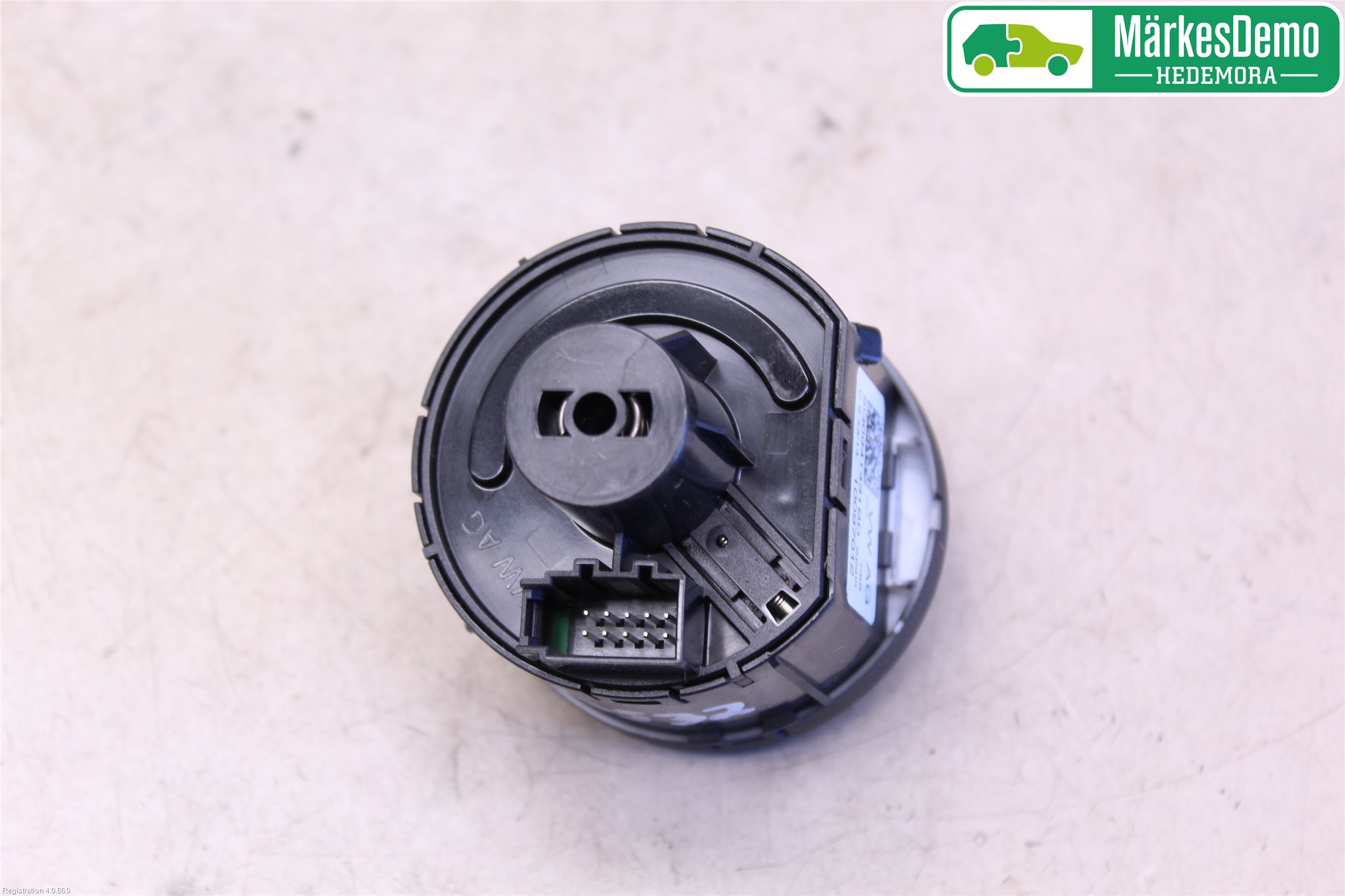 Volkswagen VW GOLF / E-GOLF VII 13-20 Bryter Hovedlys