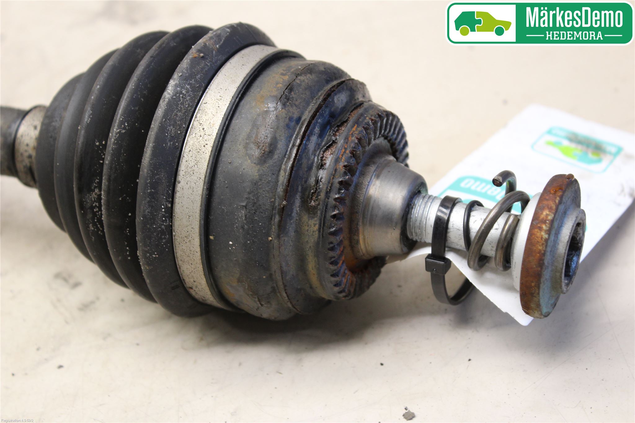 BMW X3 F25 10-17 Drivaksel Foran Kompl Venstre