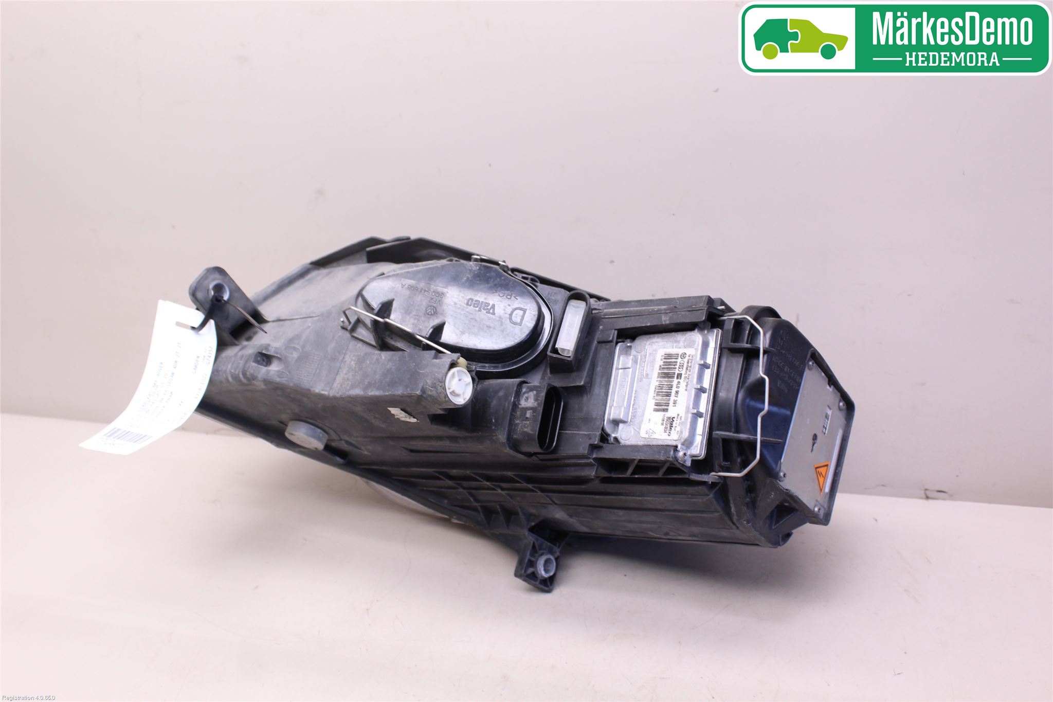 Volkswagen VW PASSAT 05-11 Frontlykt Høyre