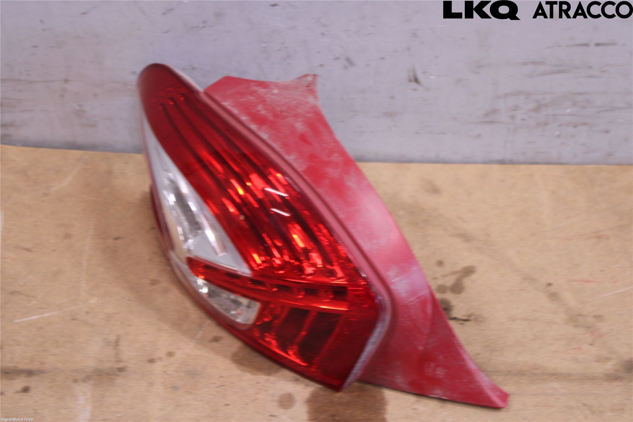 Peugeot 208 12-15 Baklykt Venstre