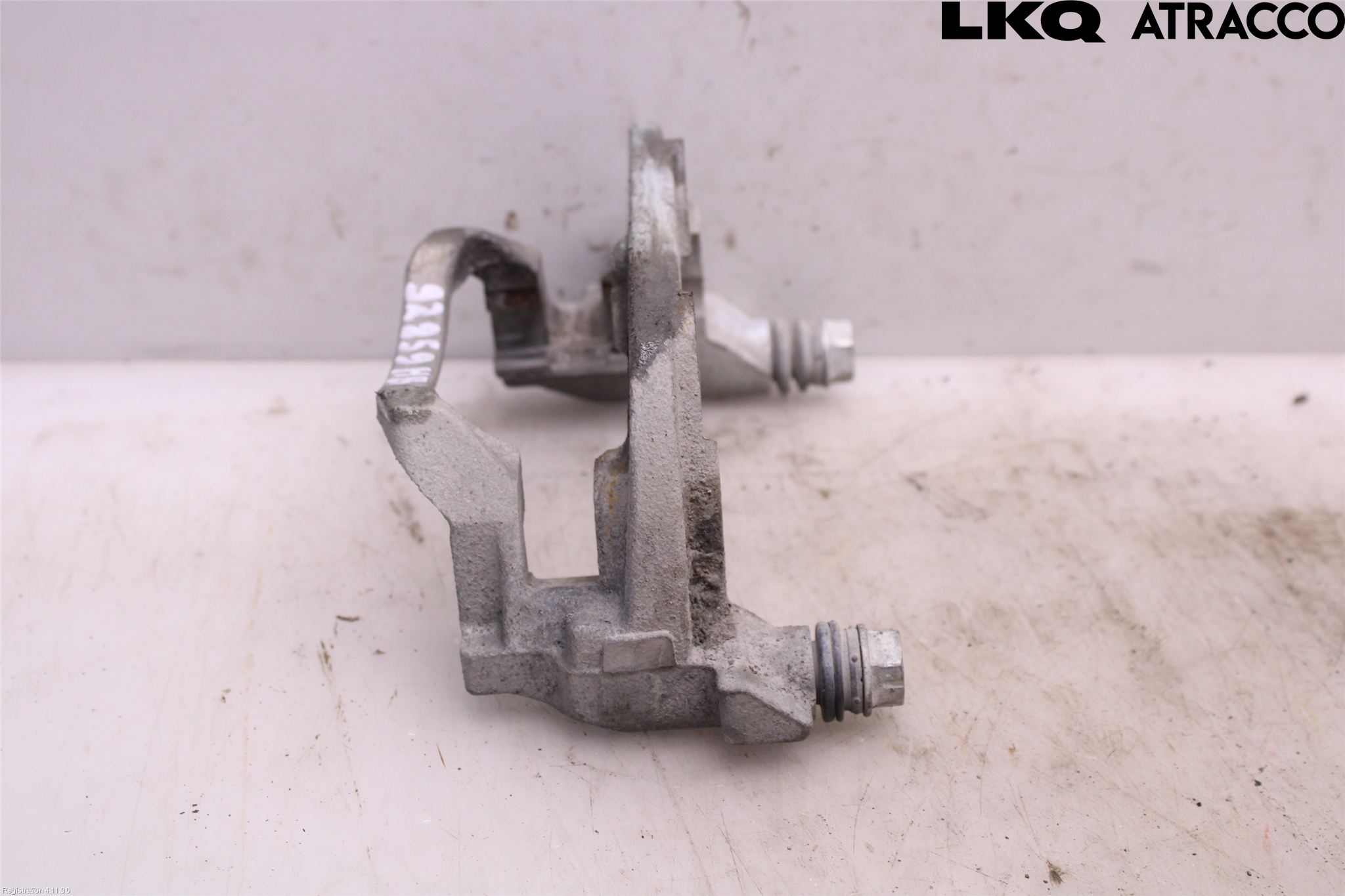 Toyota YARIS CROSS XP21 21- Bremsecaliper Feste Holder
