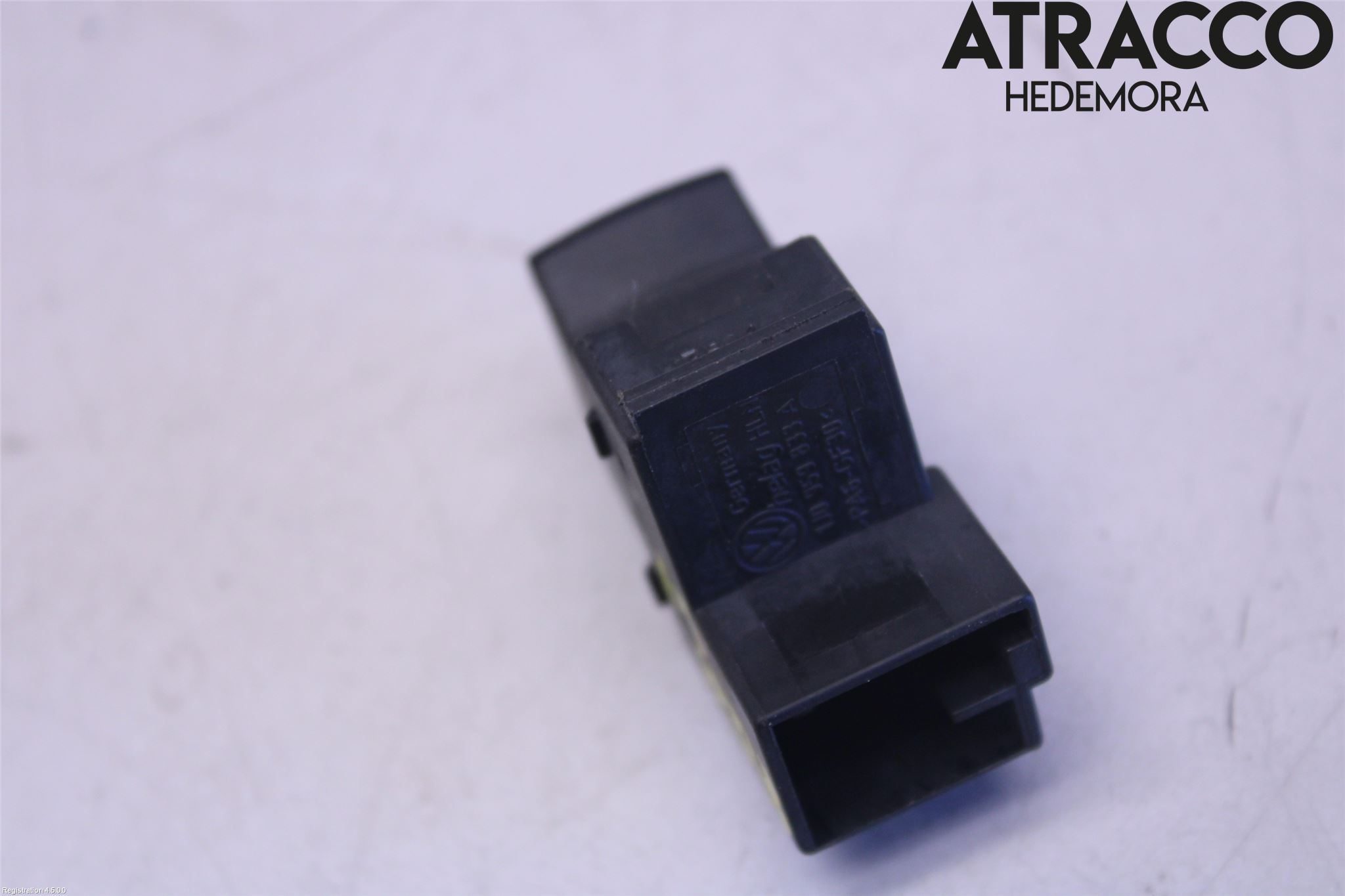 Volkswagen VW PASSAT 01-05 Bryter Drivstoff Tankluke