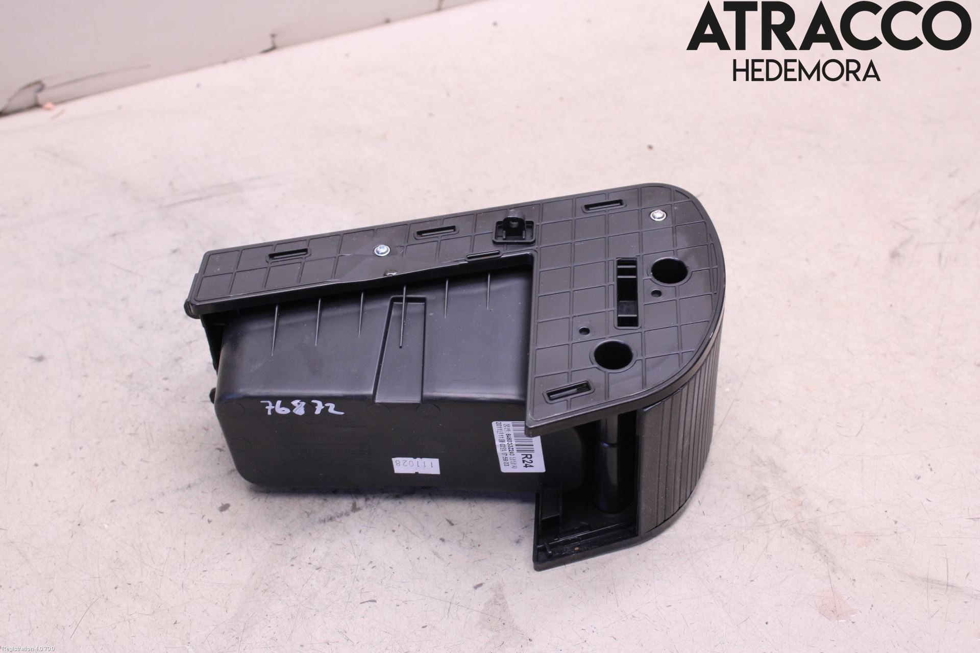 Hyundai i40 08-15 Innr Koppholder