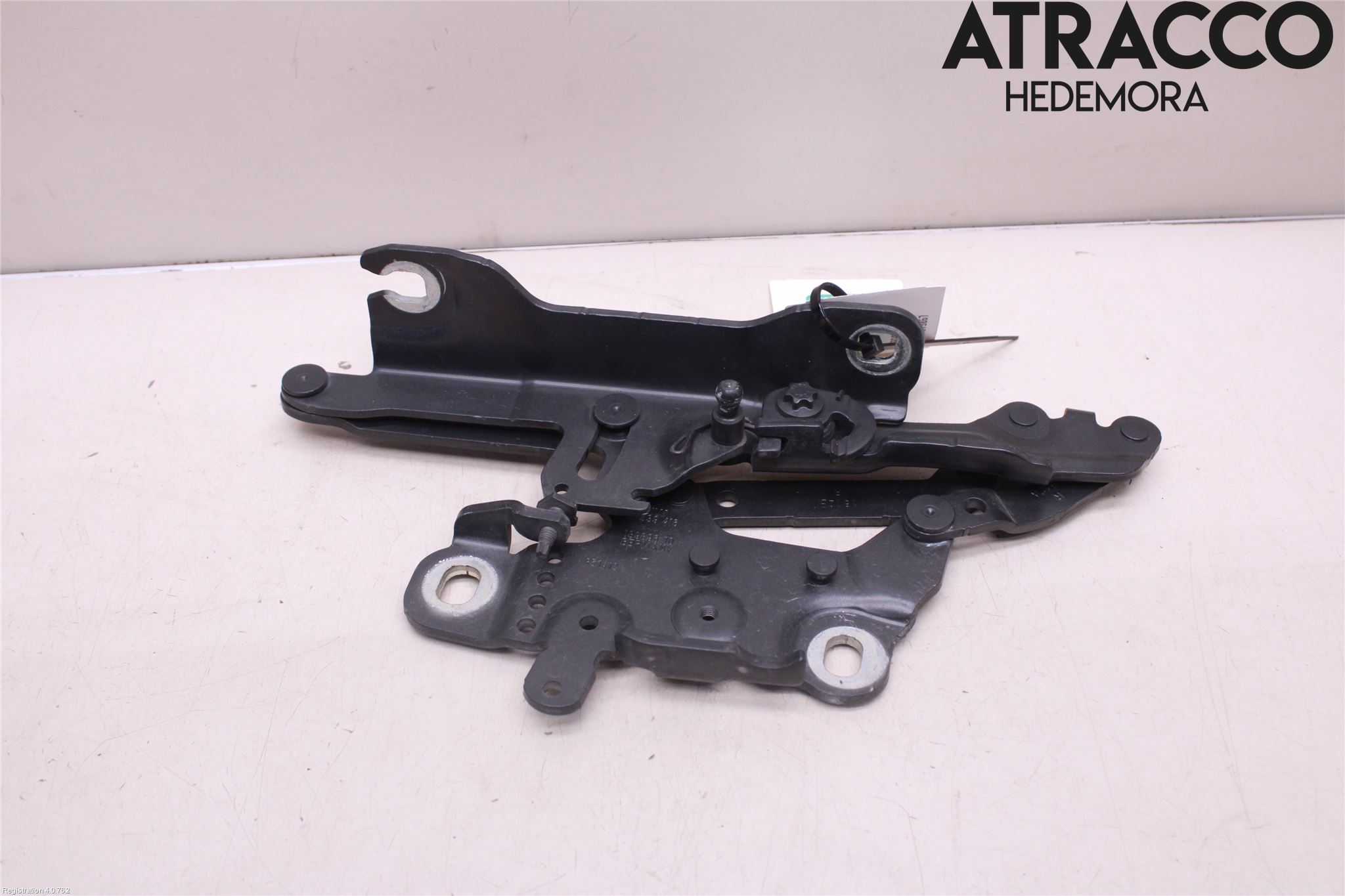 BMW 1 F20/F21 11-19 Panser Hengsel - Hengsler