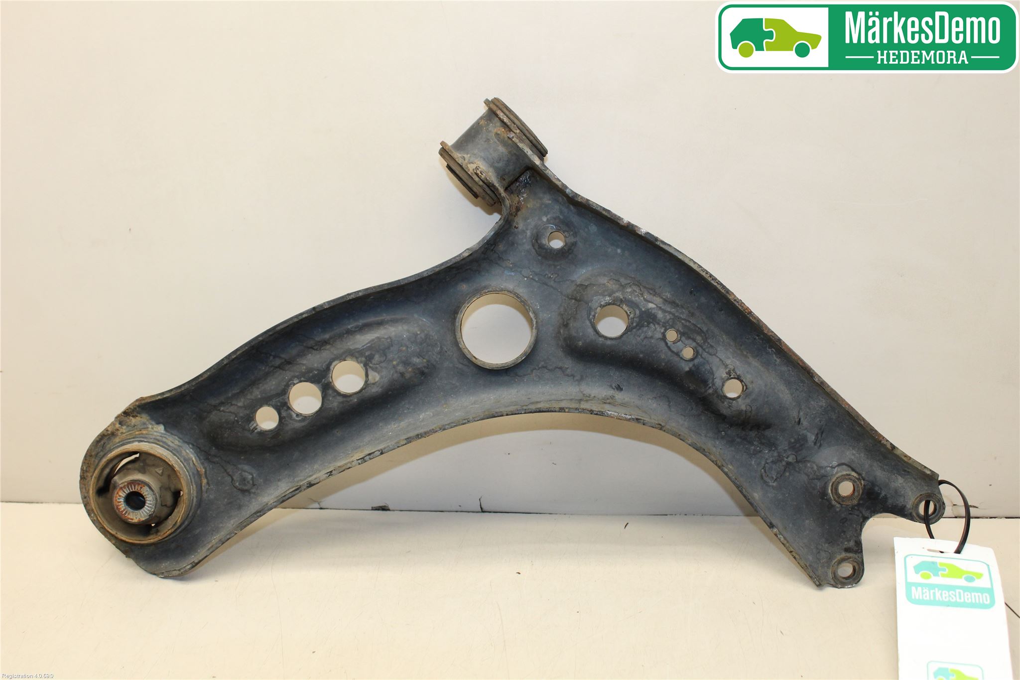 Volkswagen VW GOLF / E-GOLF VII 13-20 Bærearm Foran Venstre Nedre