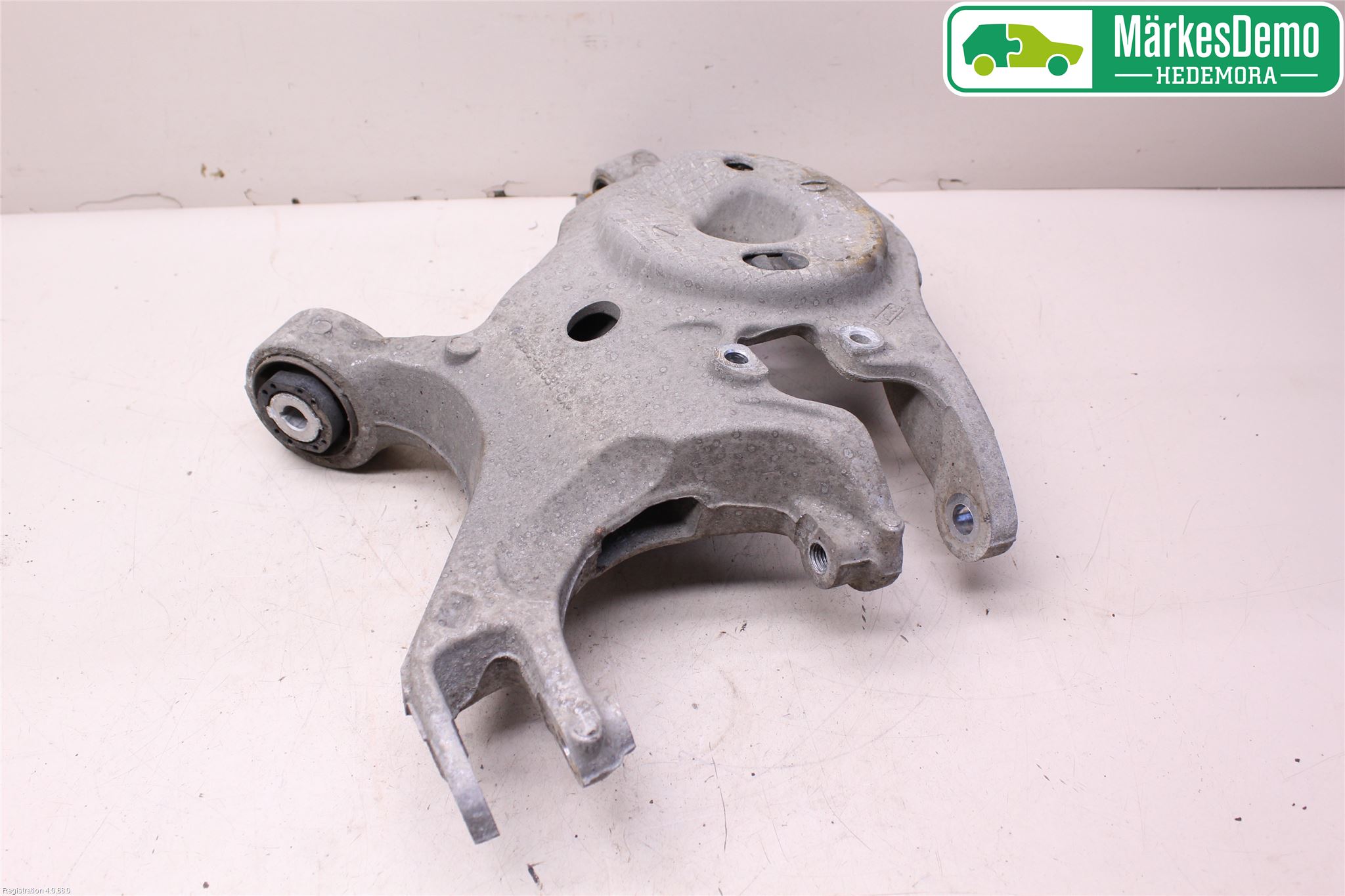 Ford MONDEO 15-22 Bærearm Bak Høyre