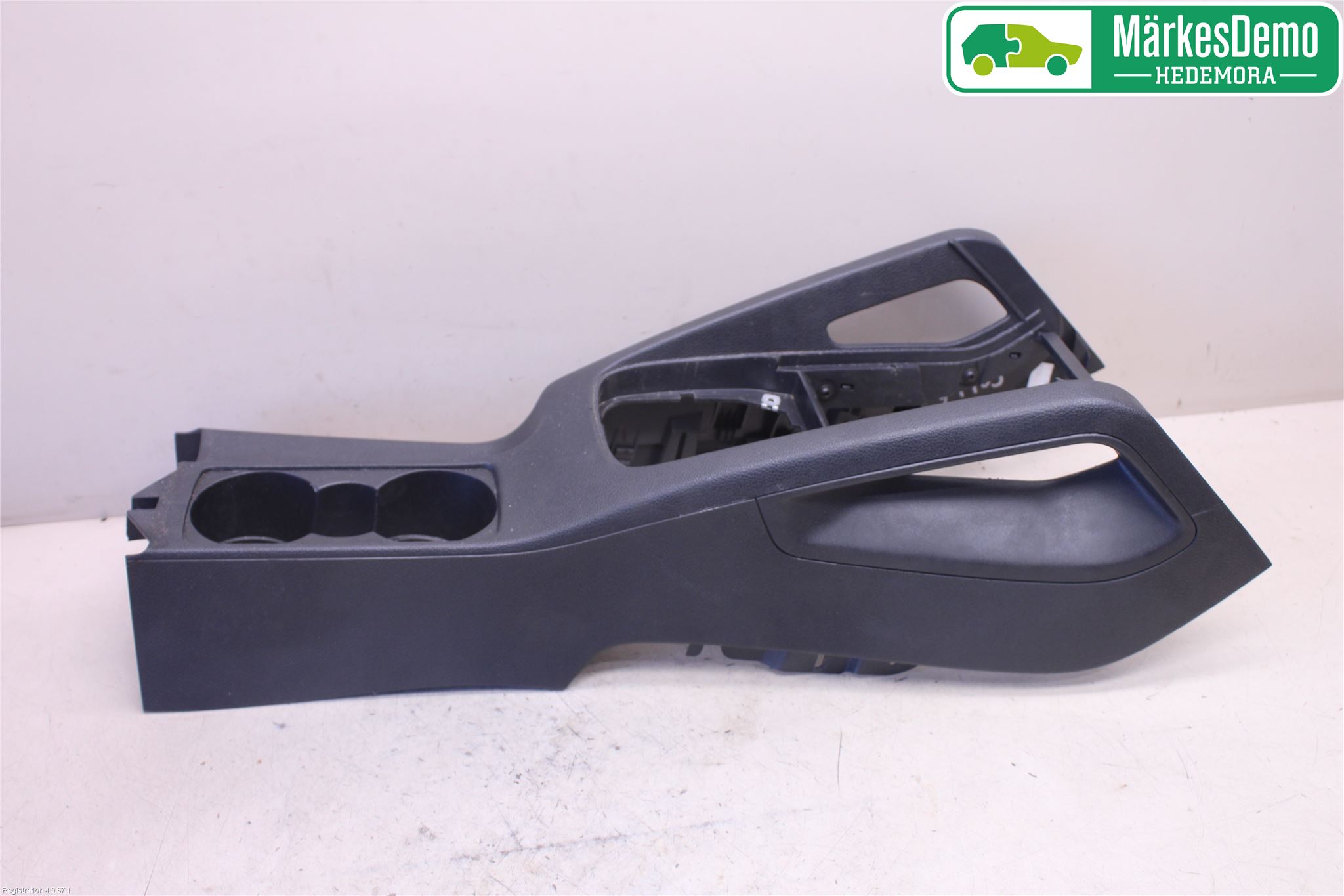 Volkswagen VW SCIROCCO 09-17 Innr Konsoll-Lomme