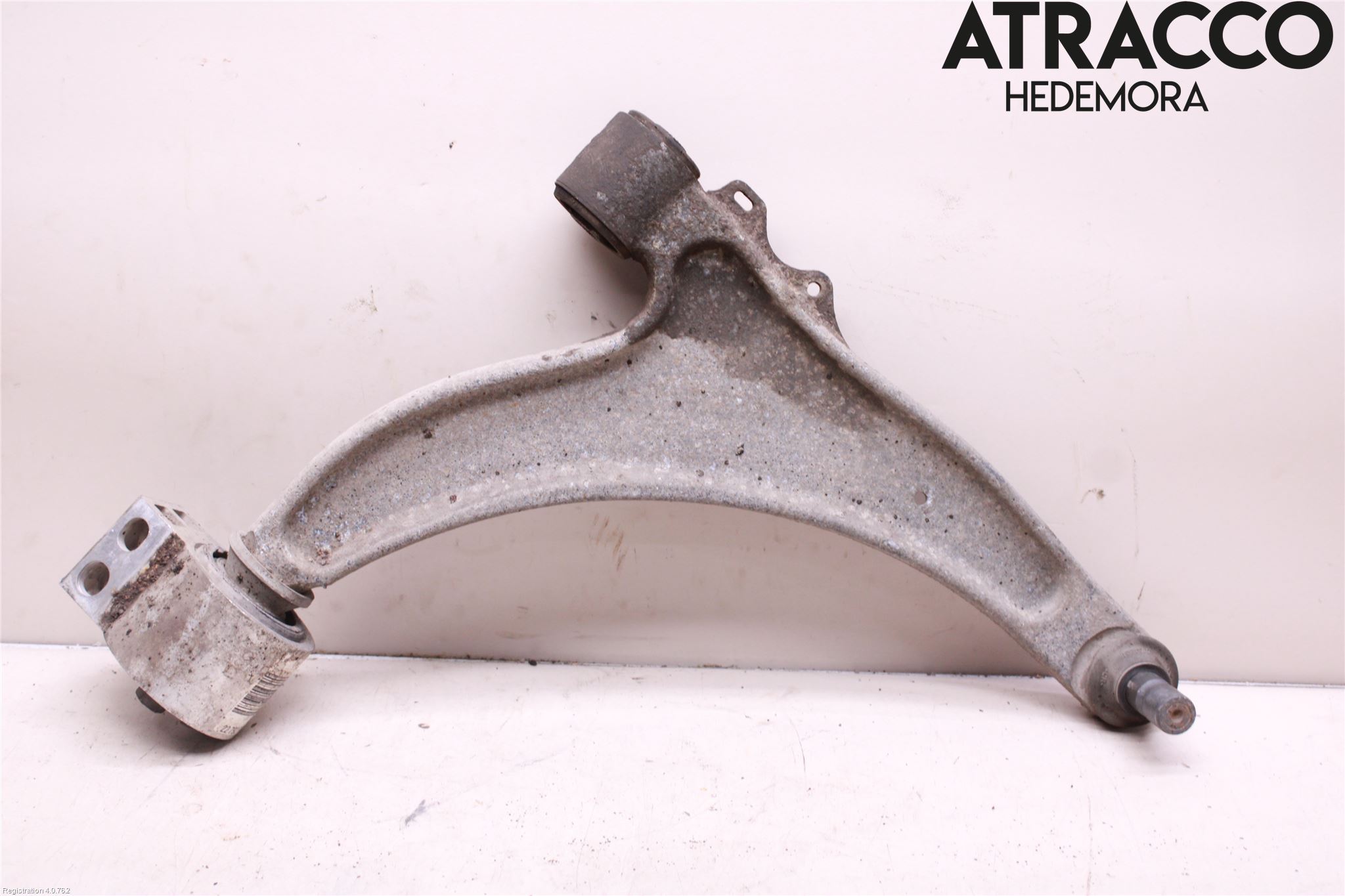 Opel INSIGNIA 09-16 Bærearm Foran Høyre Nedre