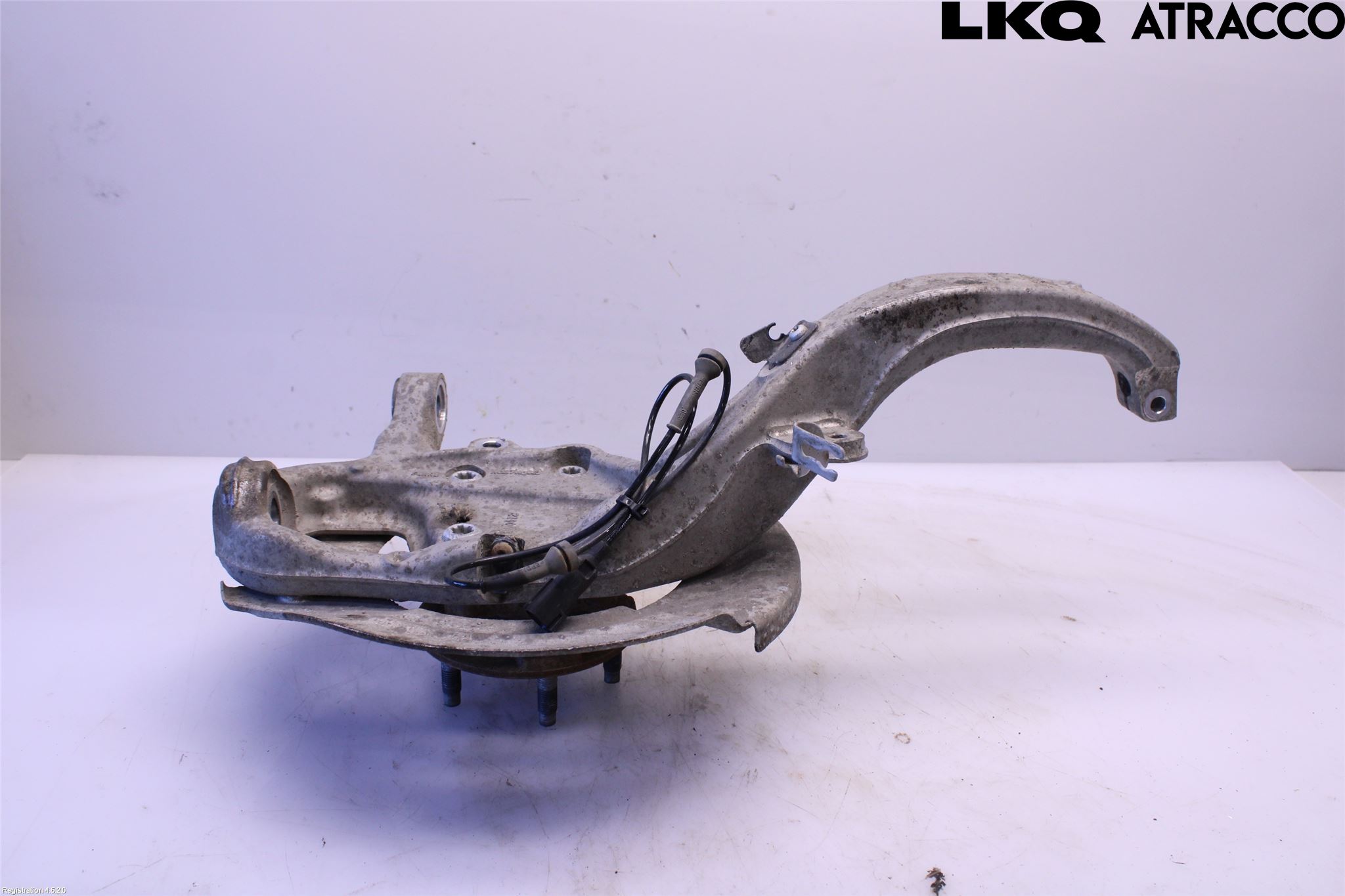 Jaguar XF (X260) 16-24 Spindel Vf
