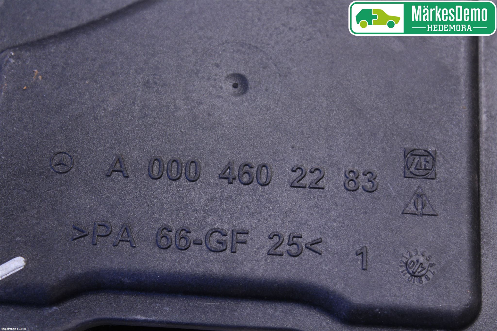 Mercedes-Benz MB CLS (C219) 03-11 Servo Oljebeholder