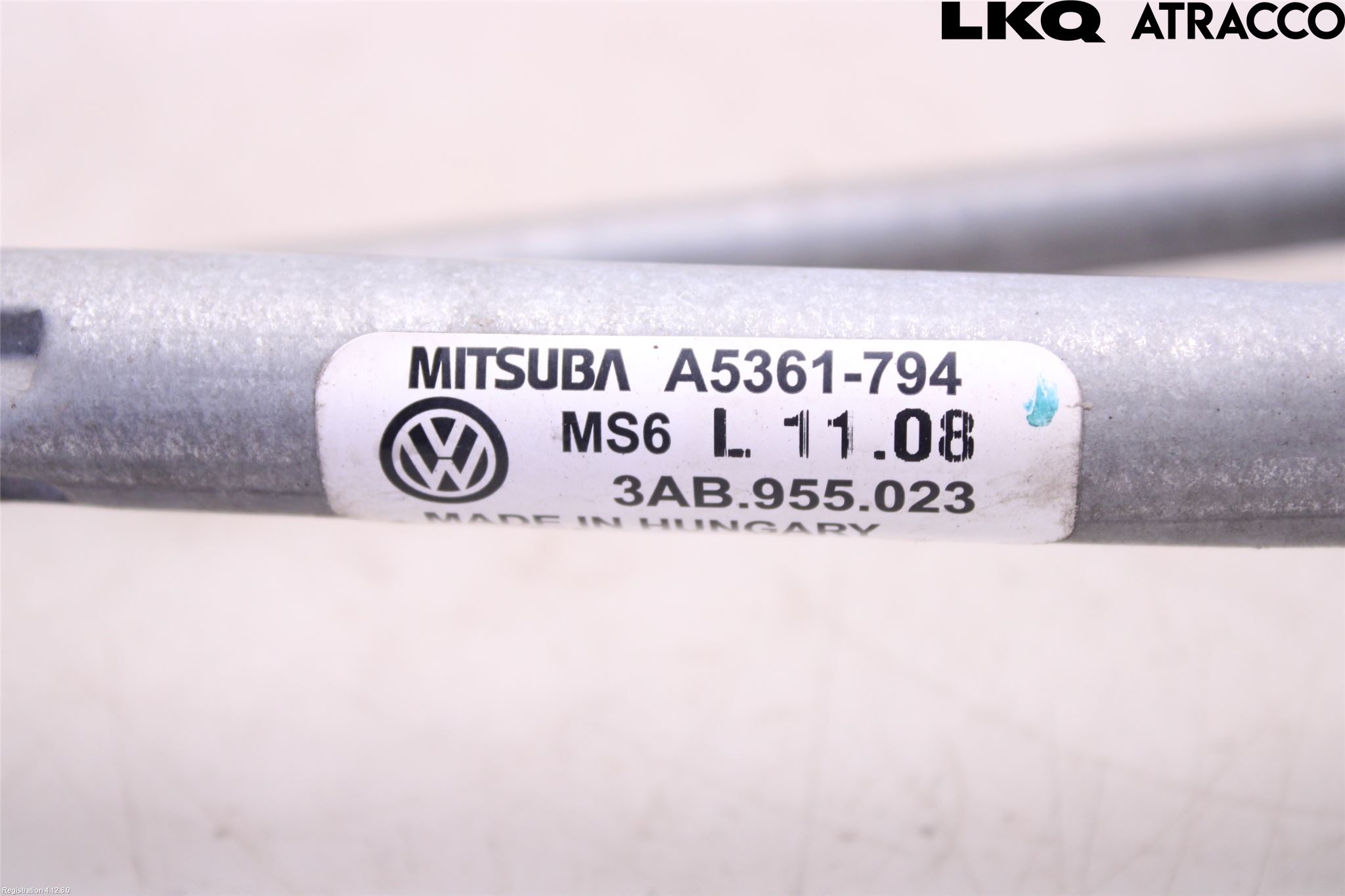 Volkswagen VW PASSAT 11-14 Viskermotor Frontrute