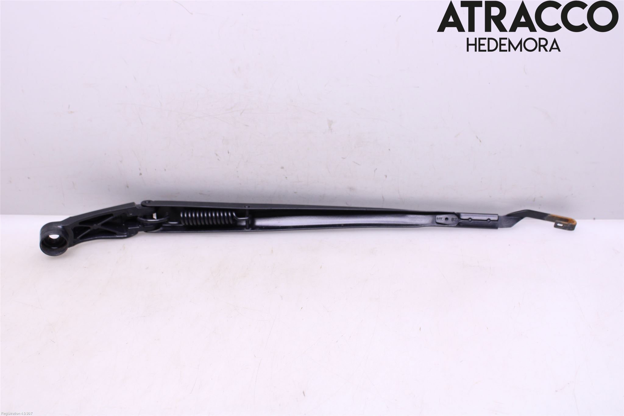 Toyota AURIS 13-19 Viskerarm-Armer Frontrute