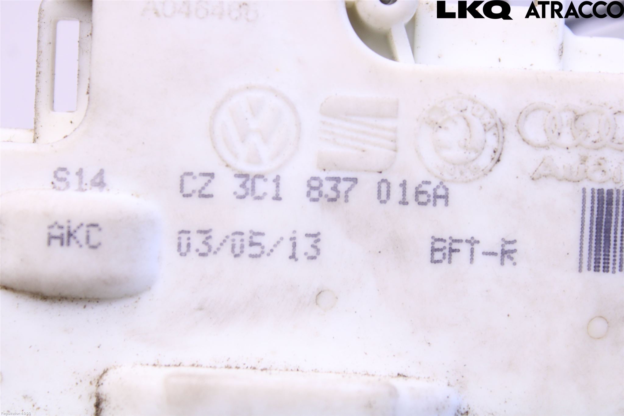 Volkswagen VW PASSAT 11-14 Dørlås - Låsekasse
