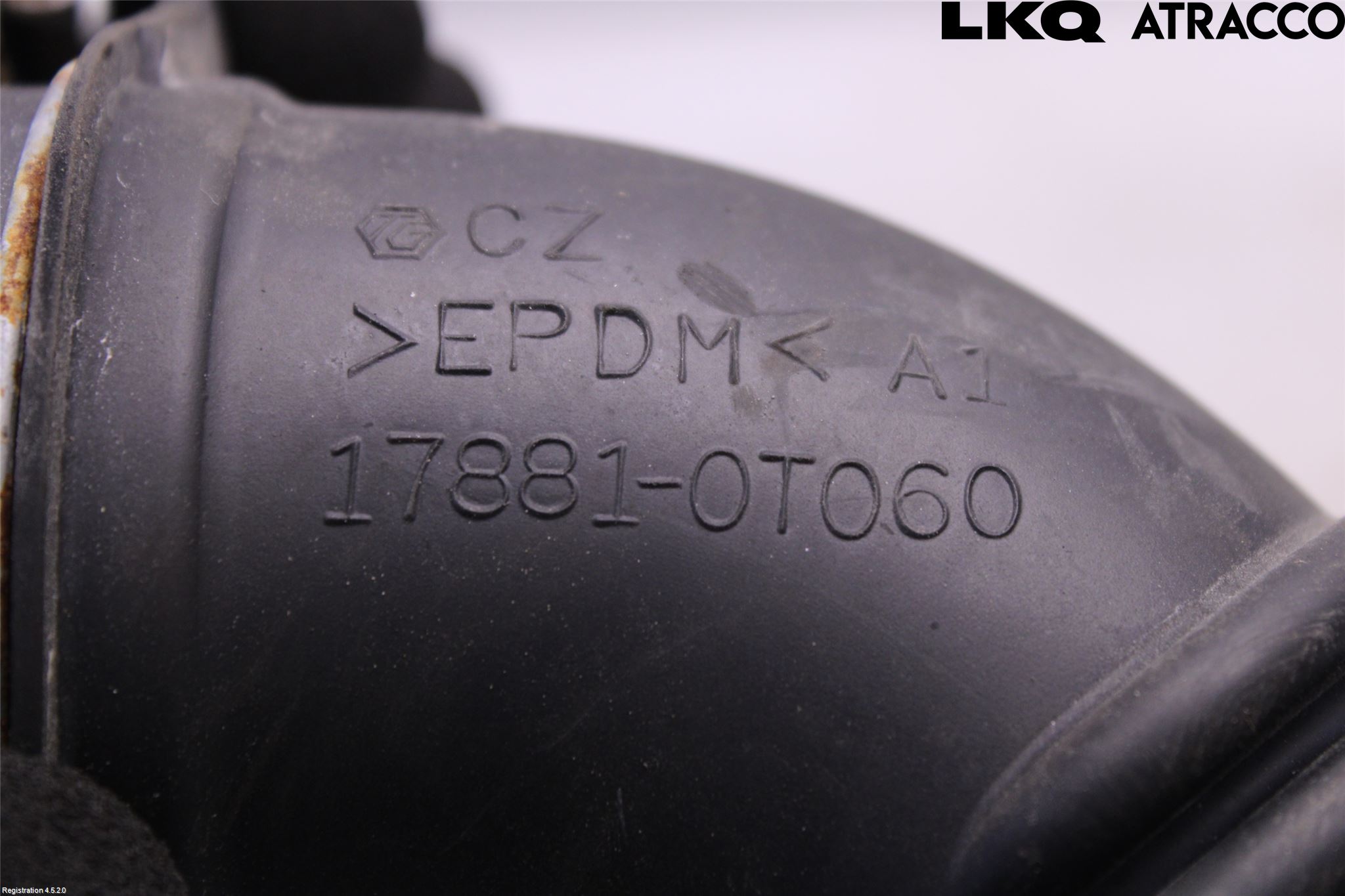 Toyota AURIS 13-19 Inns Gummibelg - Slange