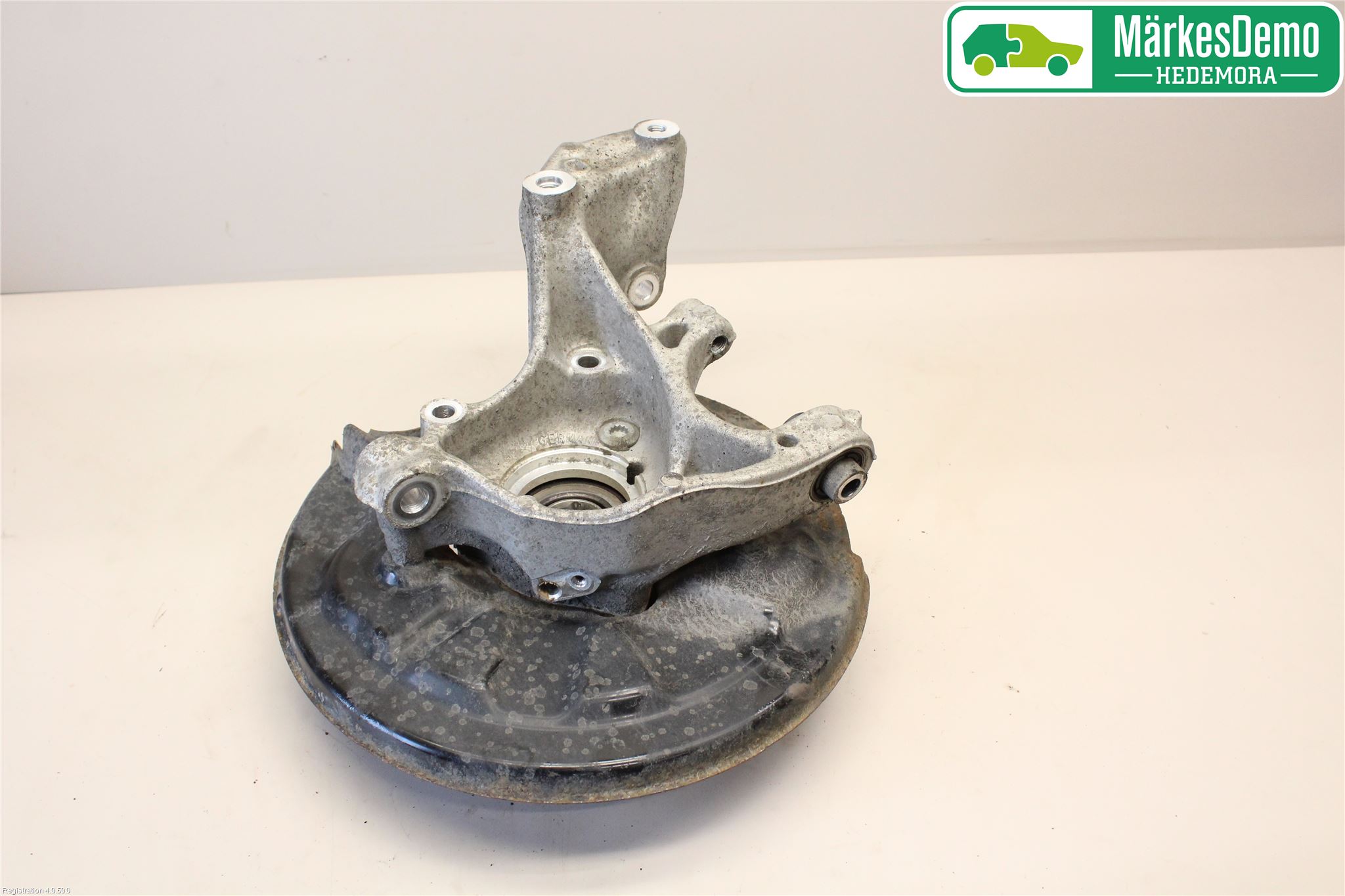 Volkswagen VW PASSAT 15-19 Spindel Vb