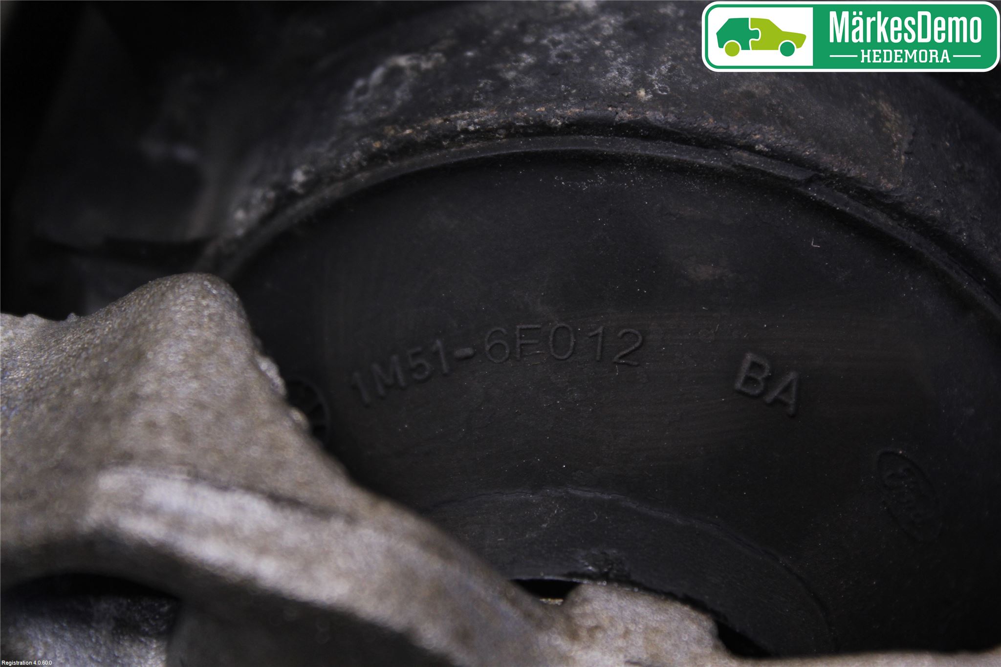 Ford TRANSIT CONNECT 03-08 Motor Feste Gummi