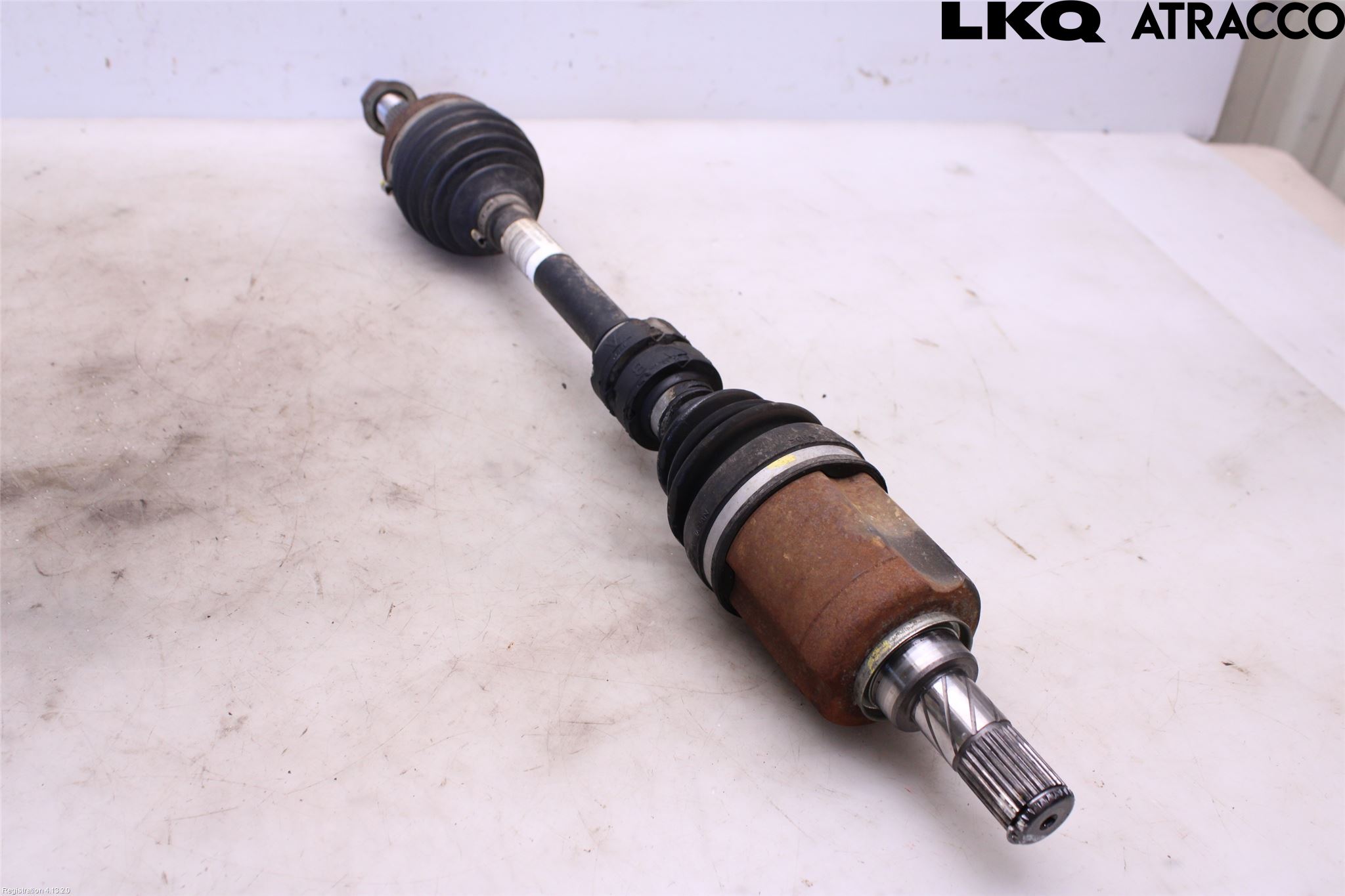 Nissan QASHQAI 10-14 Drivaksel Foran Kompl Venstre