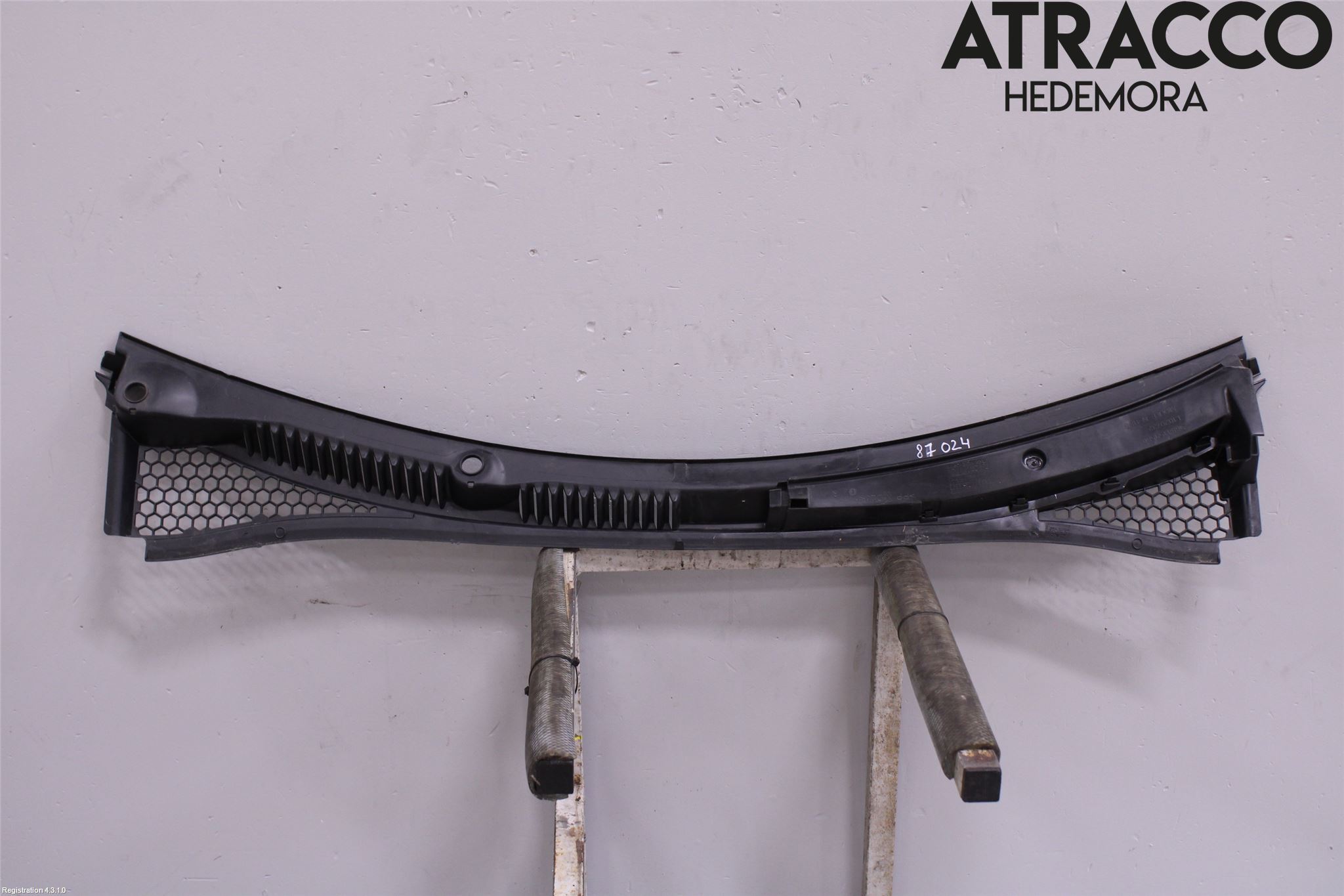 Citroen C3 10-17 Visker Deksel-Grill-Under Frr