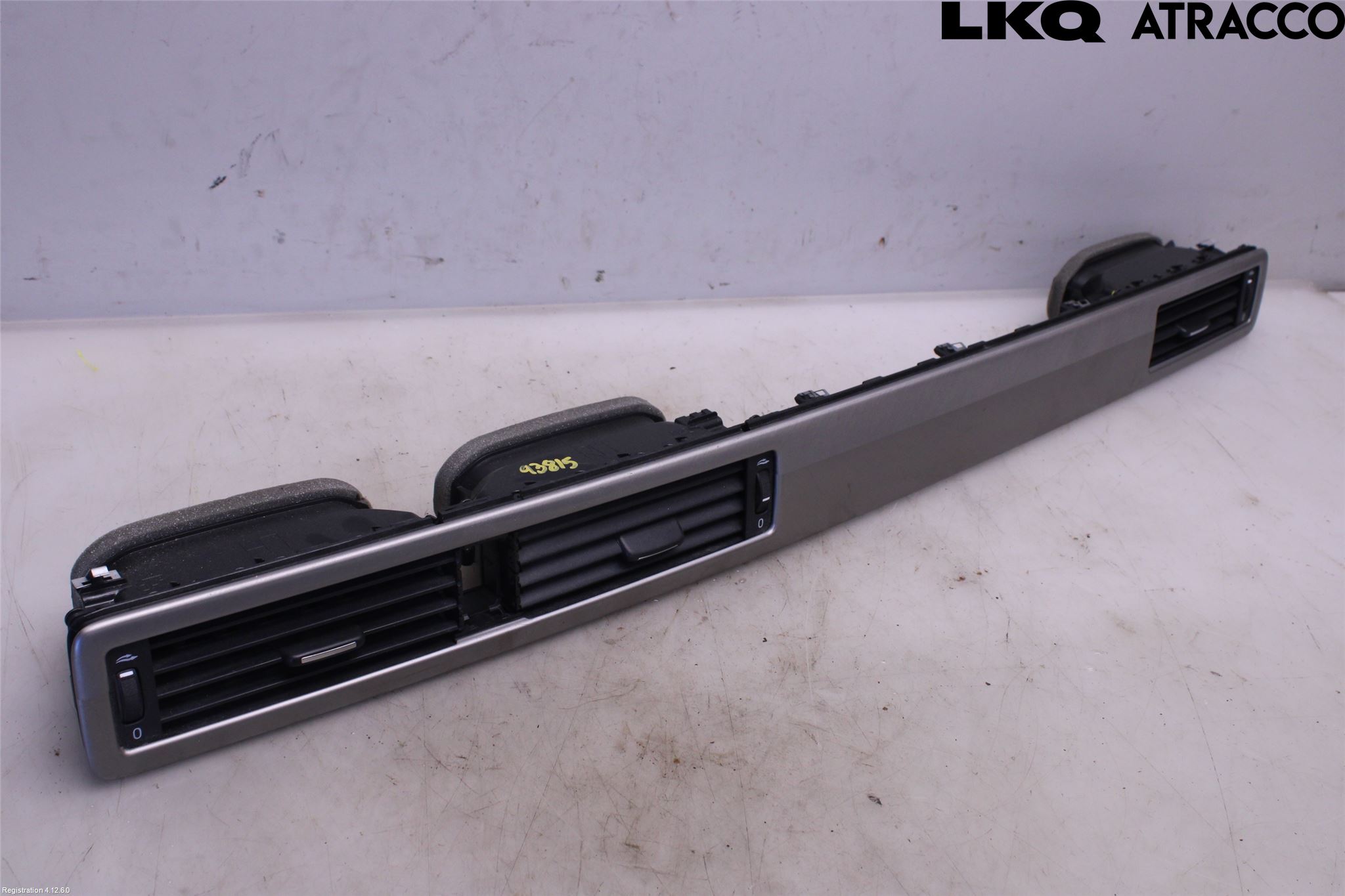 Volvo V70 08-13 Dashbord Kanal - Dyse