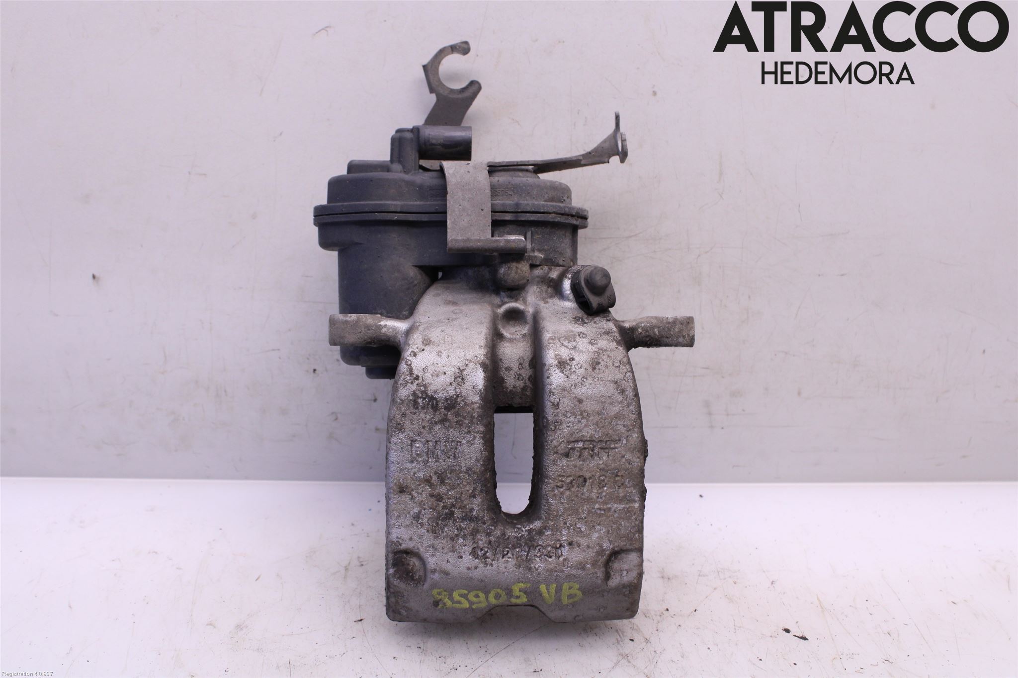 BMW 5 G30/G31/F90 17-23 Bremsecaliper Bak Venstre