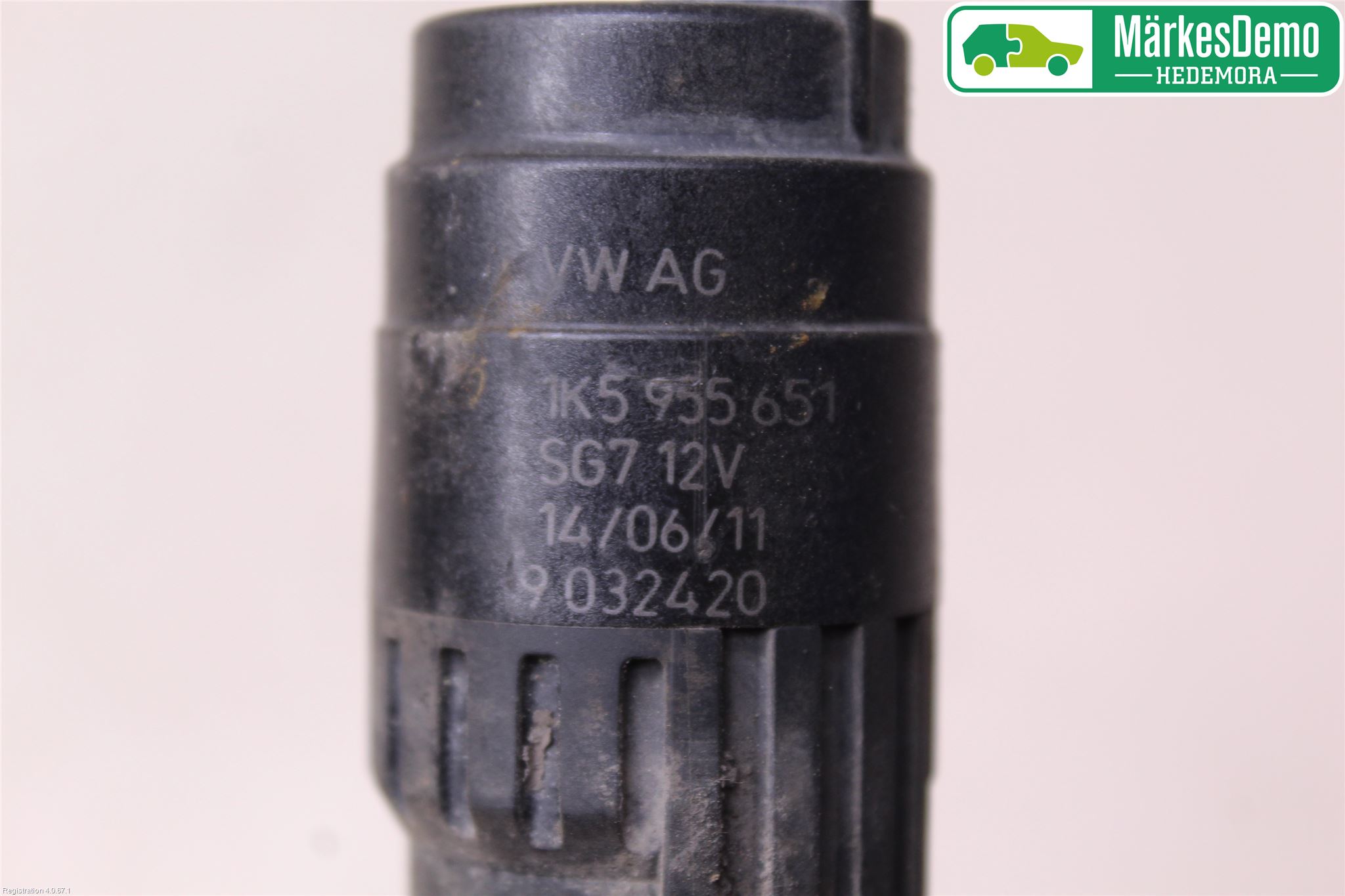 Volkswagen VW TRANSP/CARAVELLE (T5) 04-15 Spylerpumpe Frontrute