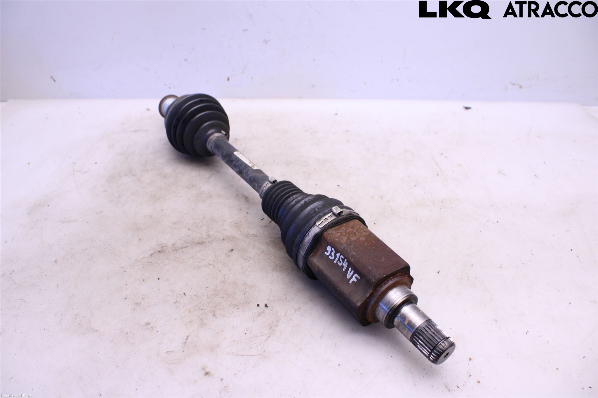 BMW 4 F32/F33/F82/F83 13-20 Drivaksel Foran Kompl Venstre