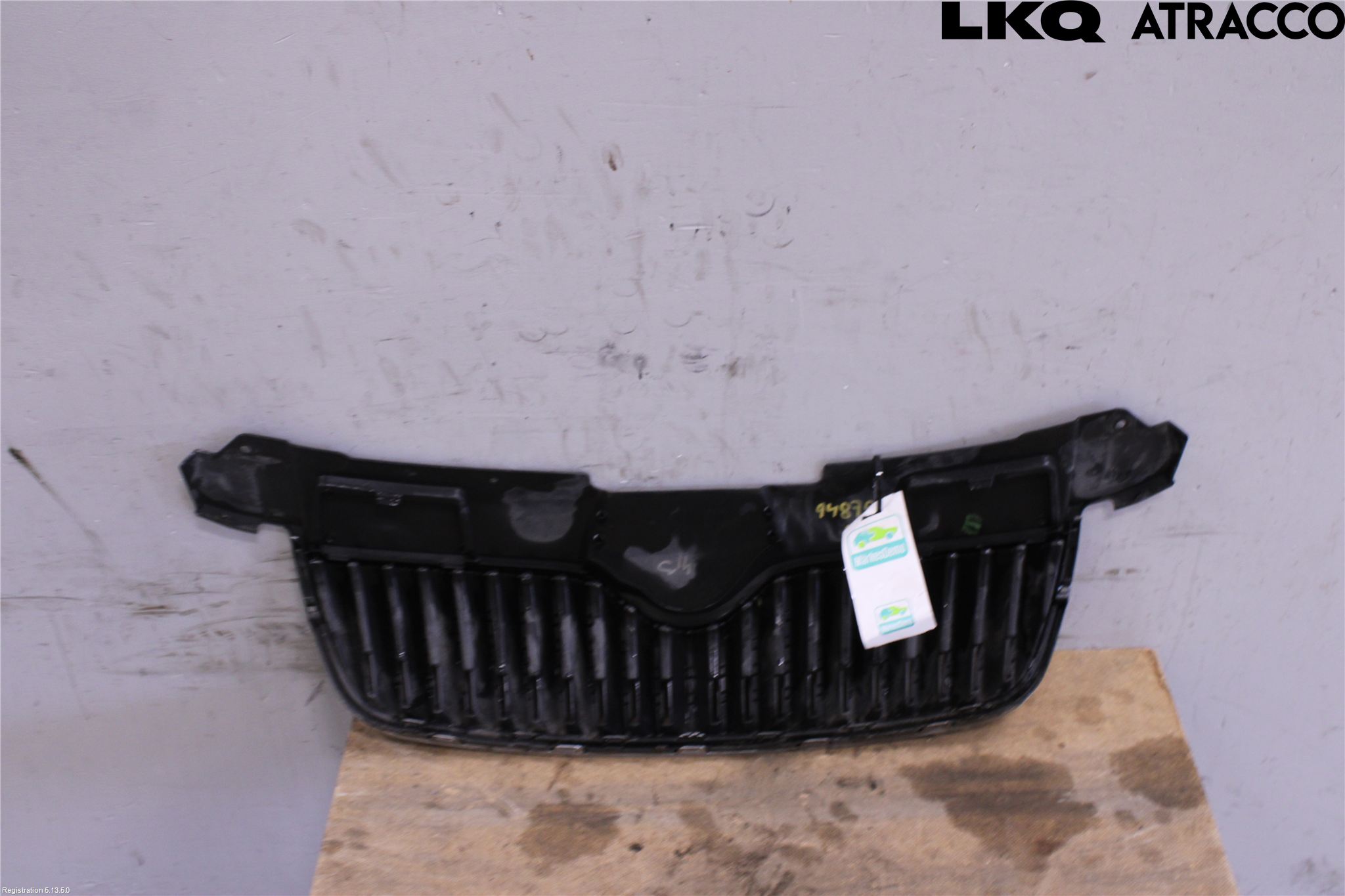 Skoda FABIA 07-14 Grill Komplett