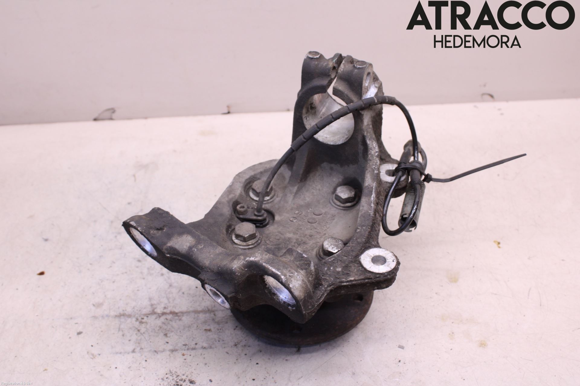 BMW 1 E87/81 5D/3D 03-11 Spindel Hf
