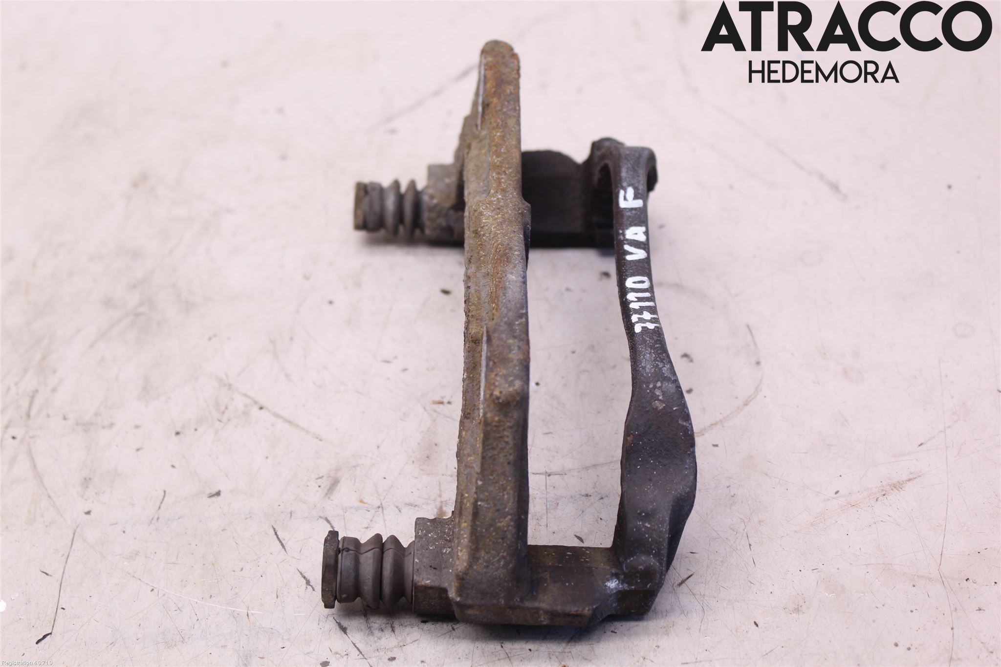 Toyota AVENSIS 16-18 Bremsecaliper Feste Holder