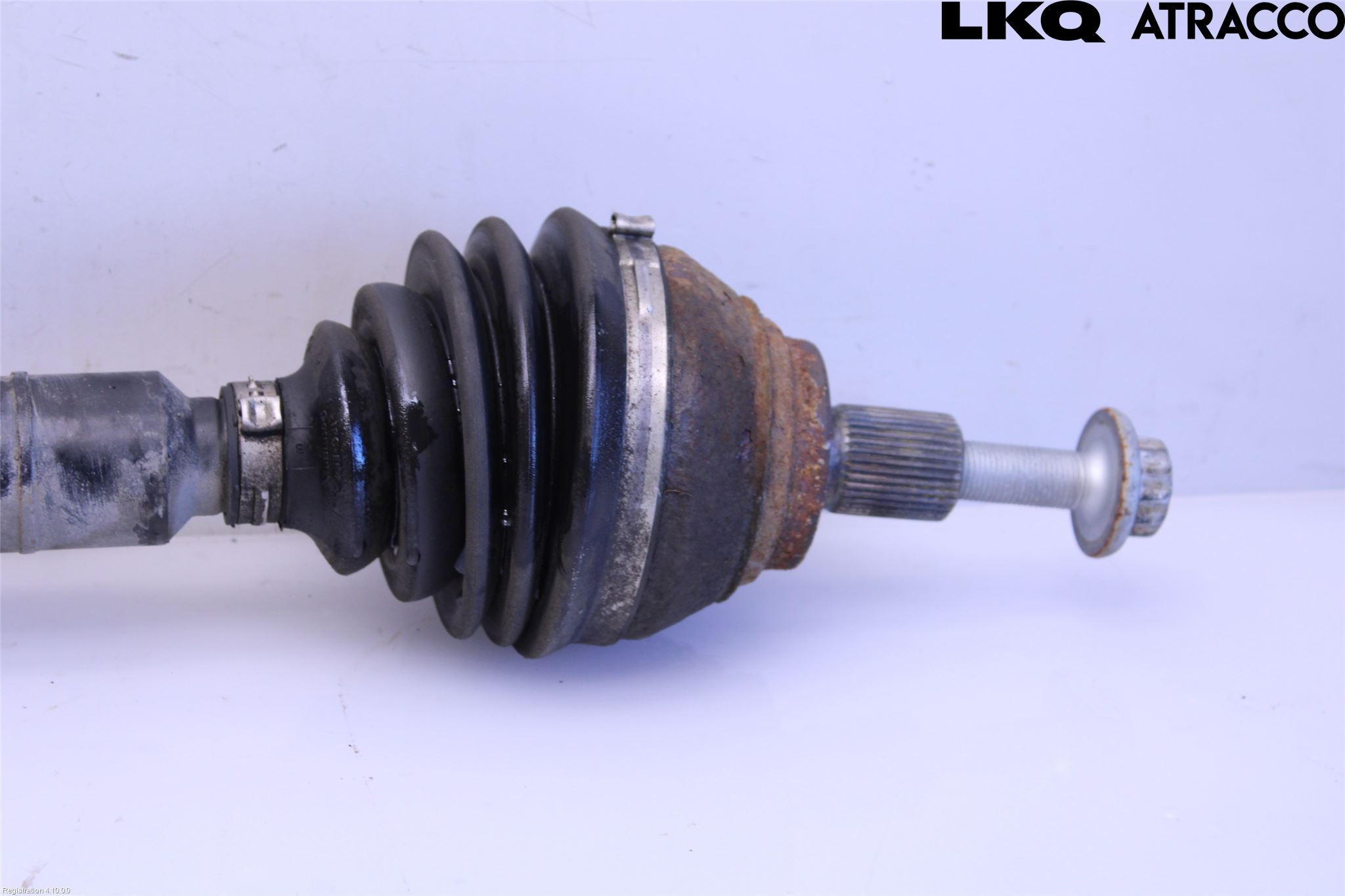 Volkswagen VW PASSAT 20-24 Drivaksel Foran Kompl Høyre