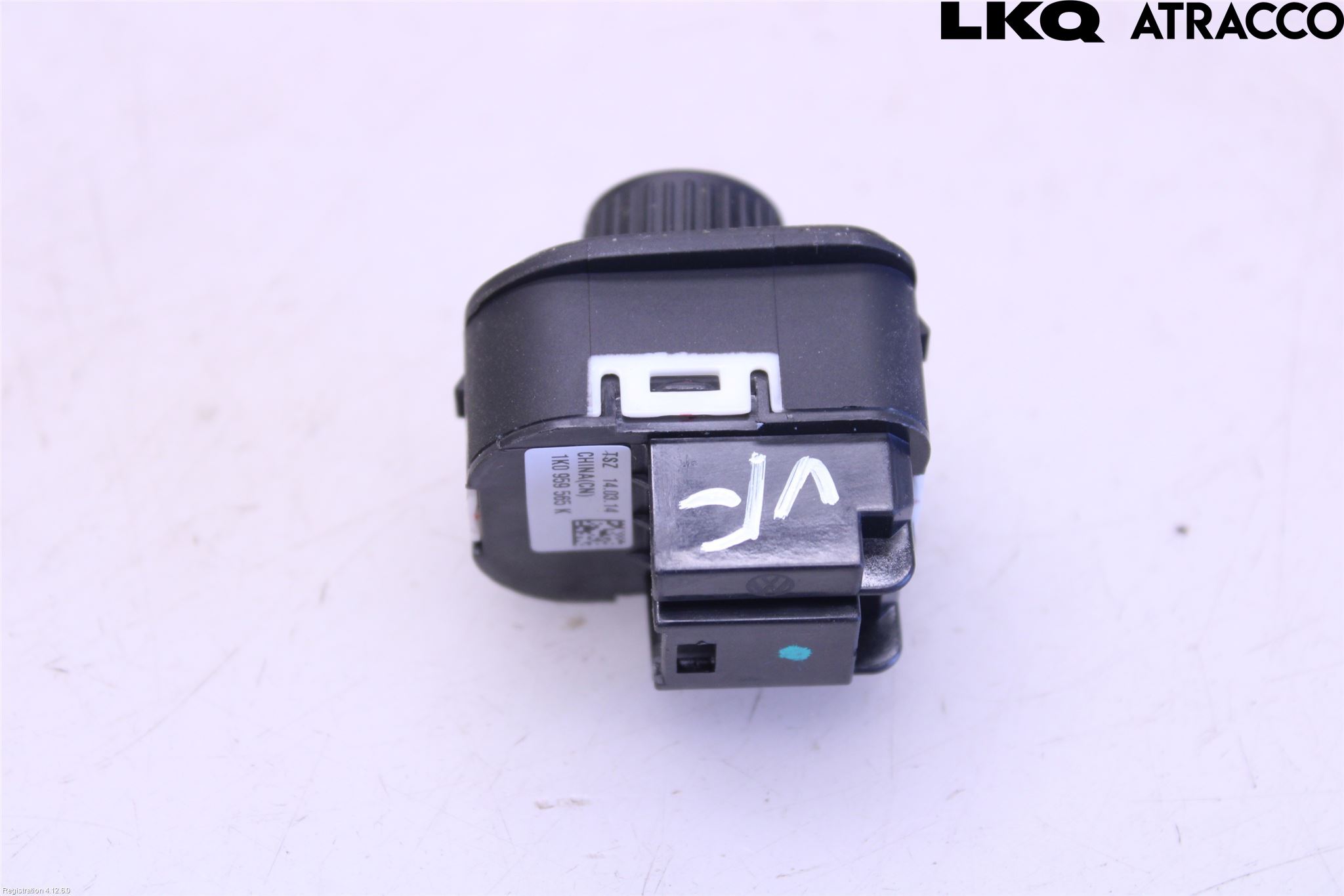 Volkswagen VW PASSAT 11-14 Bryter Speil