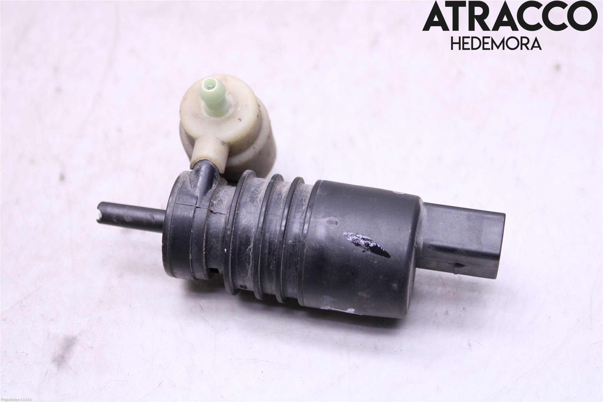 Mitsubishi OUTLANDER 07-12 Spylerpumpe Frontrute