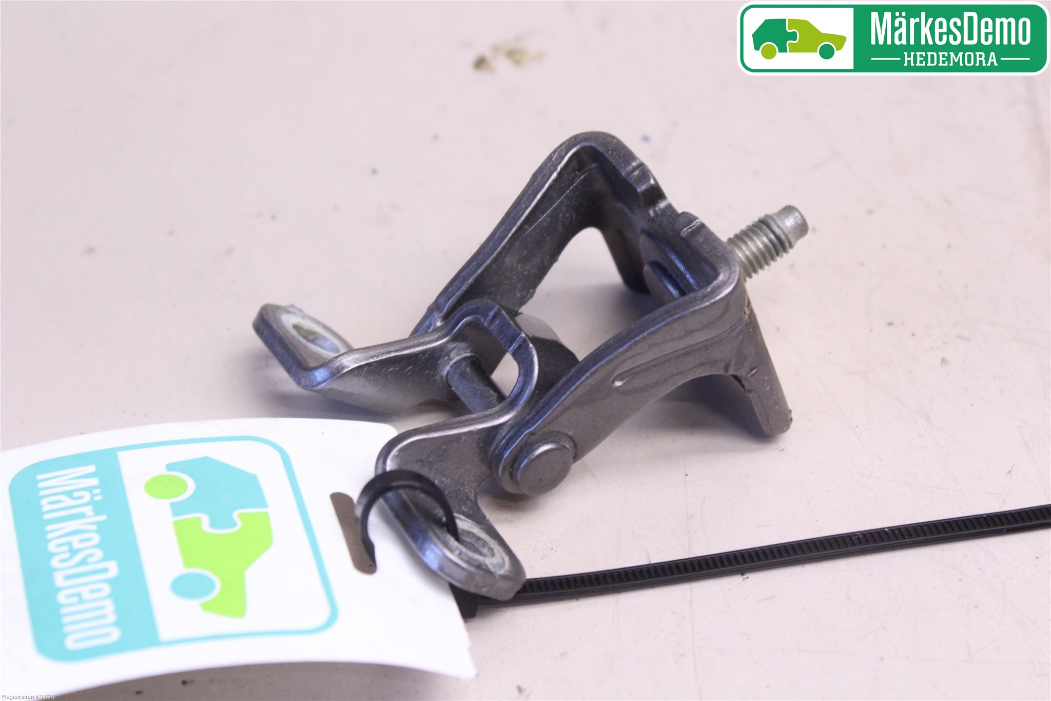 Volkswagen VW GOLF / E-GOLF VII 13-20 Bakluke Hengsel Venstre