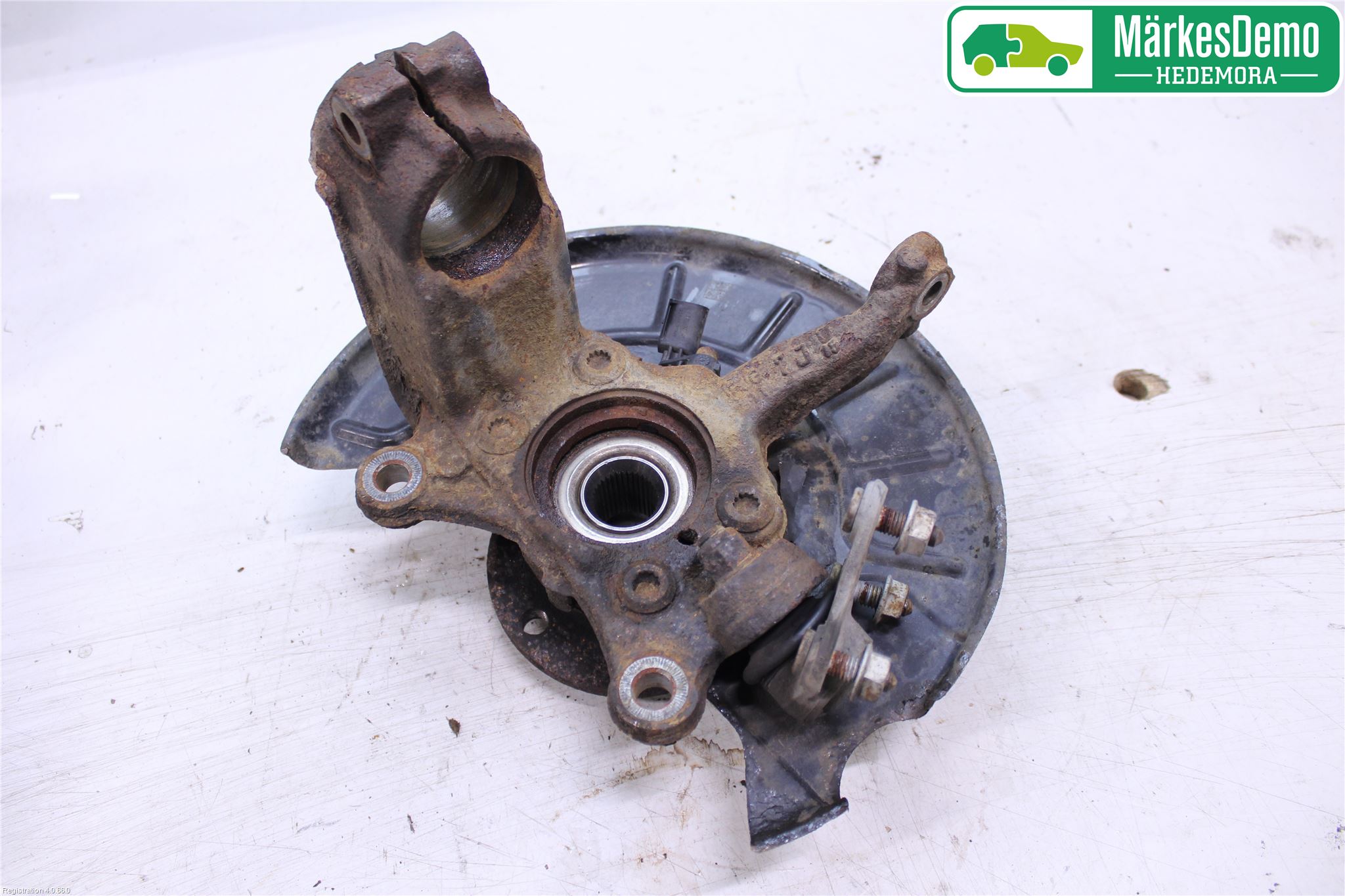 Volkswagen VW CADDY 16-20 Spindel Hf