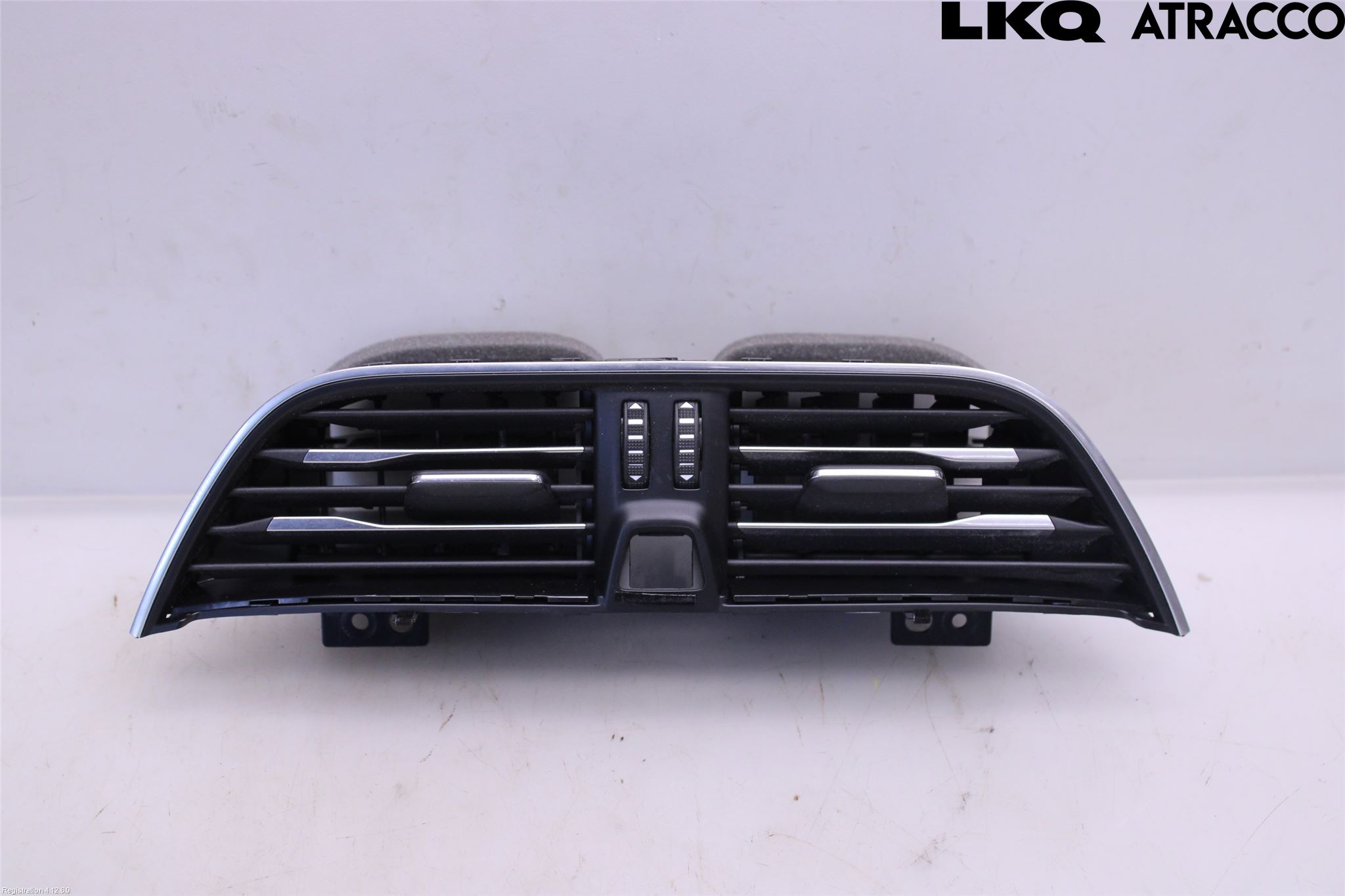 Ford FOCUS 19- Dashbord Kanal - Dyse