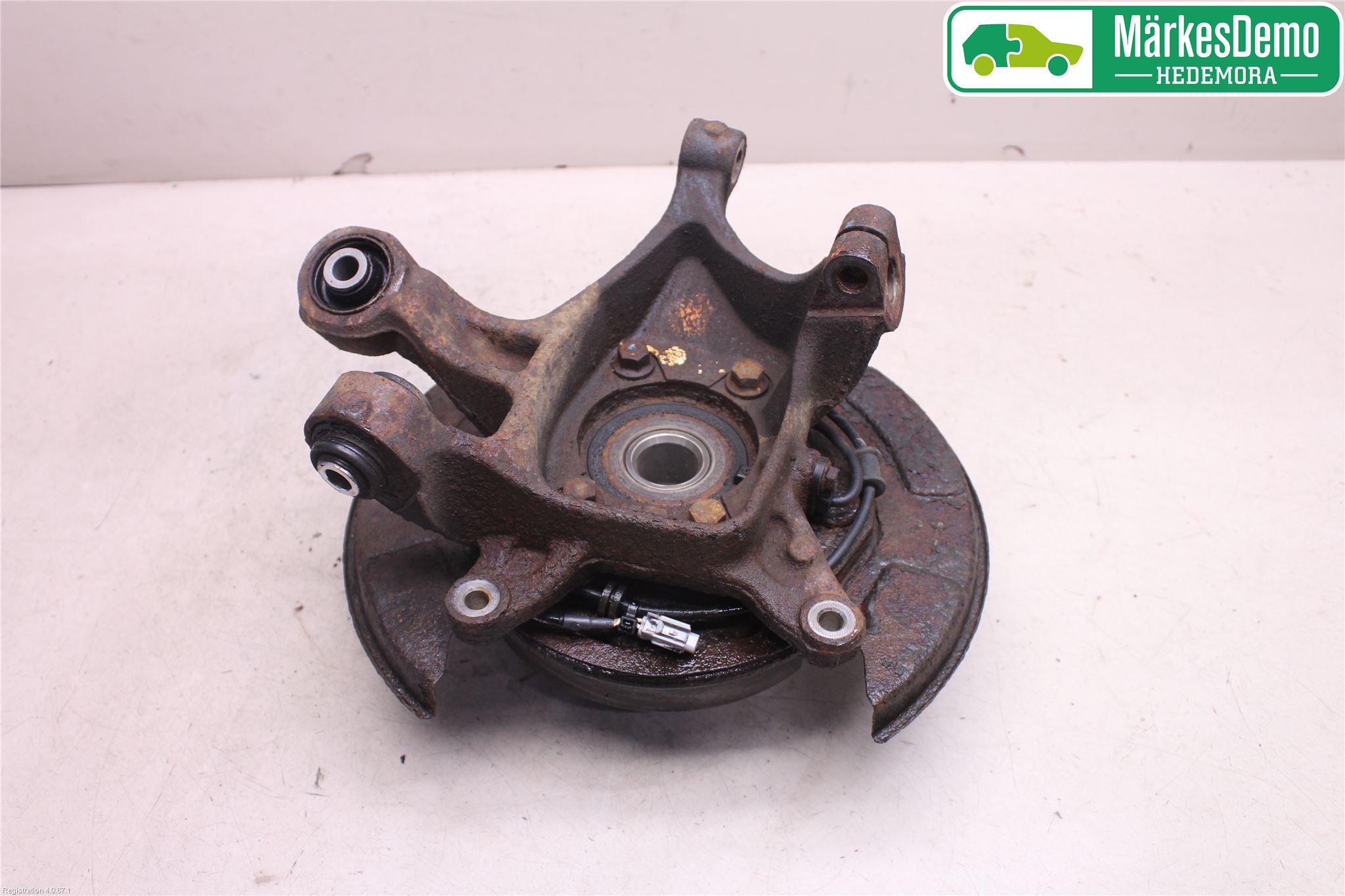 Subaru OUTBACK 10-15 Spindel Vb