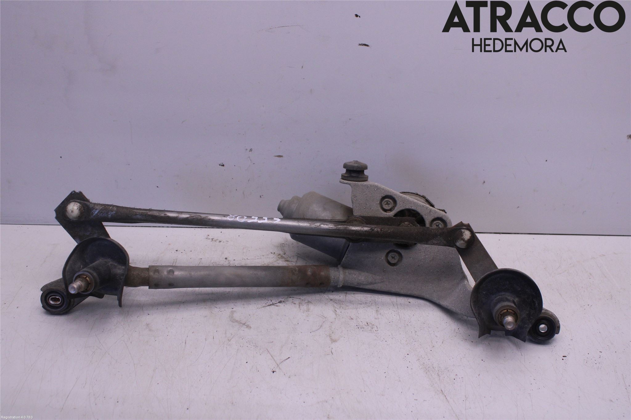 Toyota YARIS XP90 06-11 Viskermotor Frontrute
