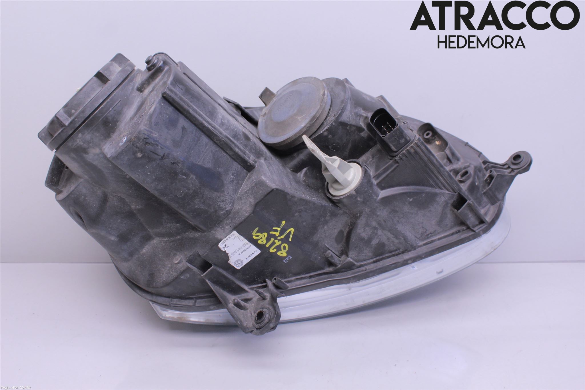 Volkswagen VW GOLF V 04-09 Frontlykt Venstre