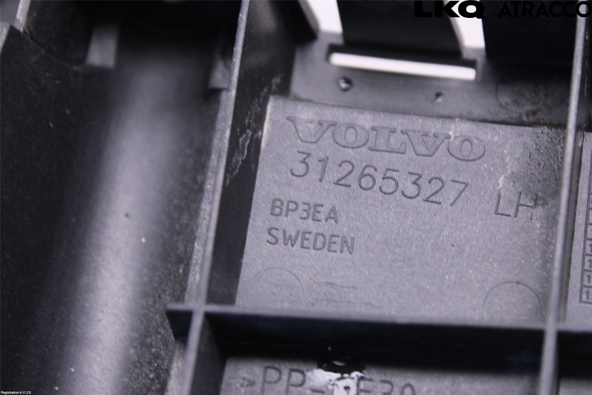 Volvo V70 08-13 Støtfangerfeste Bak Venstre