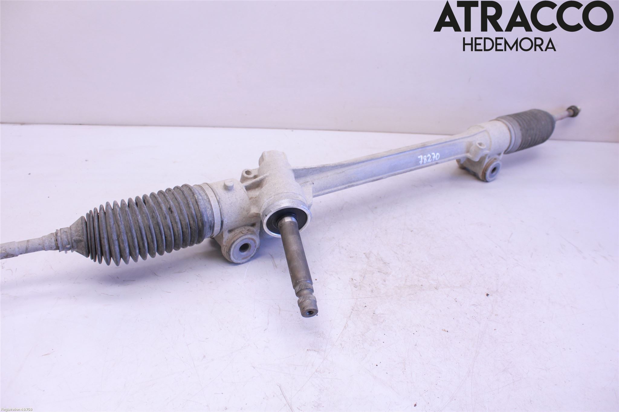 Toyota YARIS XP130 15-20 Snekke - Tannstang