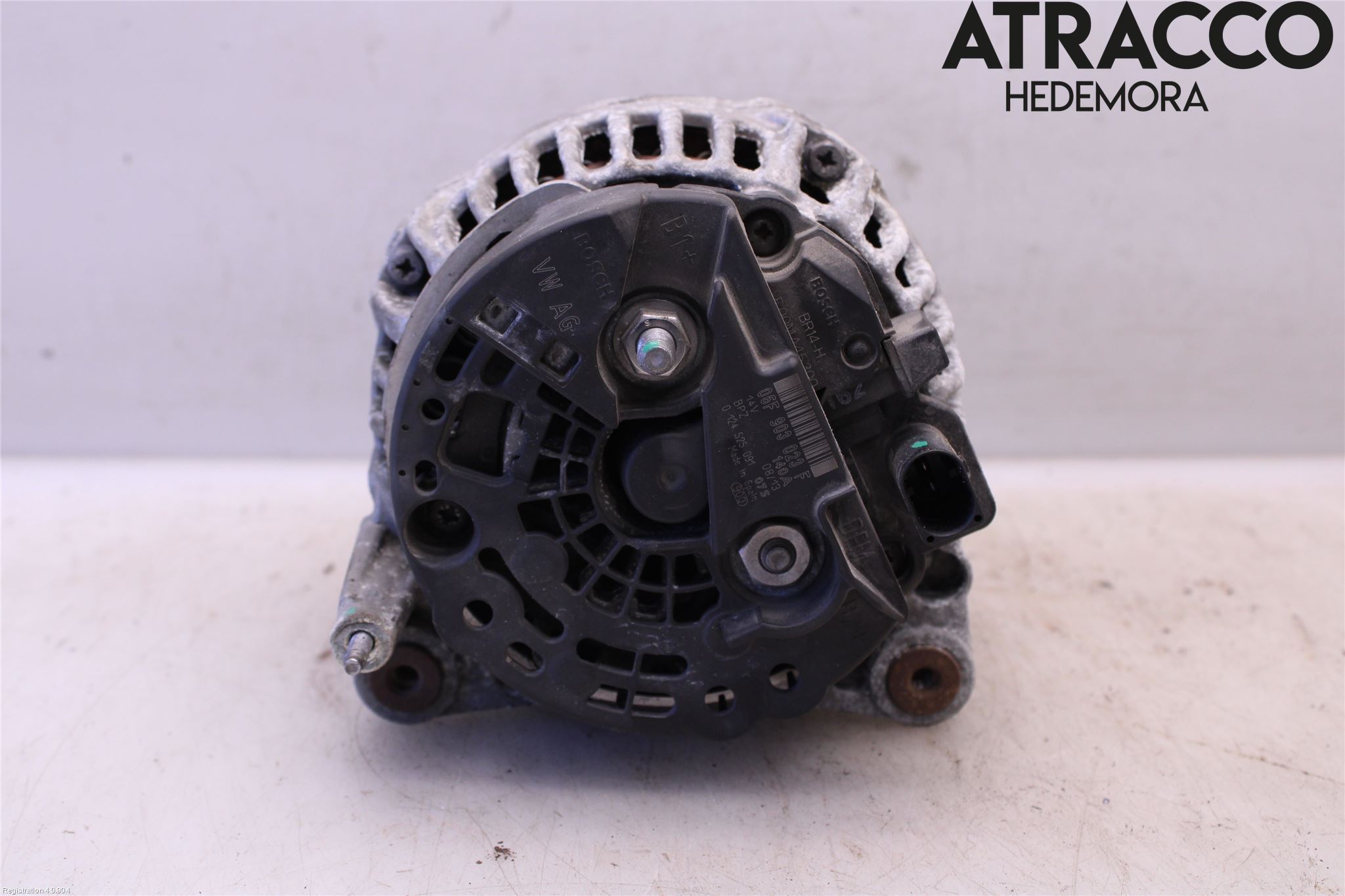 Volkswagen VW CADDY 11-15 Dynamo